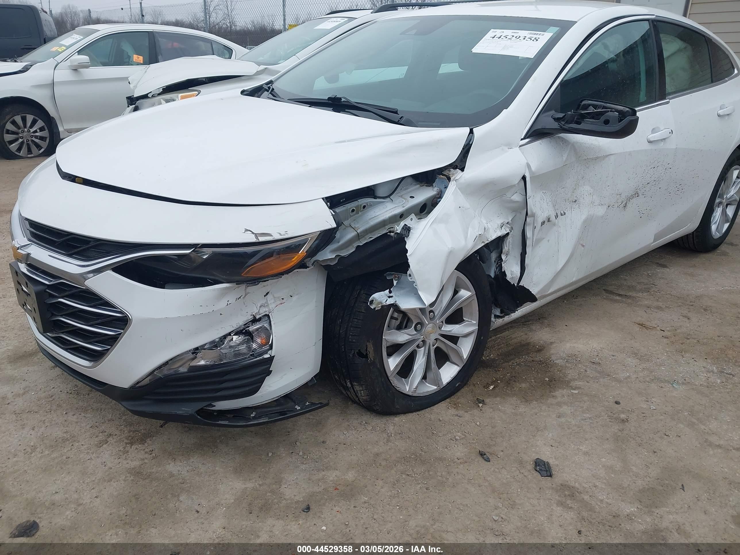CHEVROLET MALIBU image 6