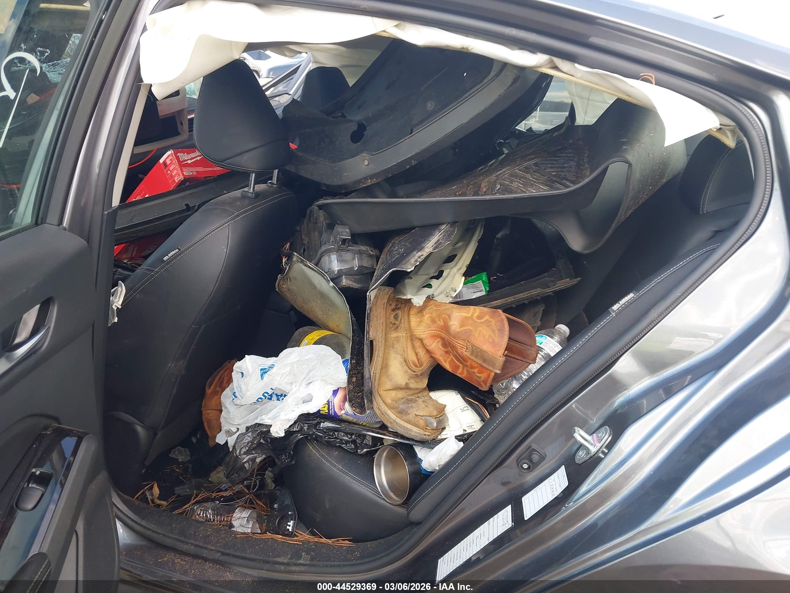 NISSAN ALTIMA image 8