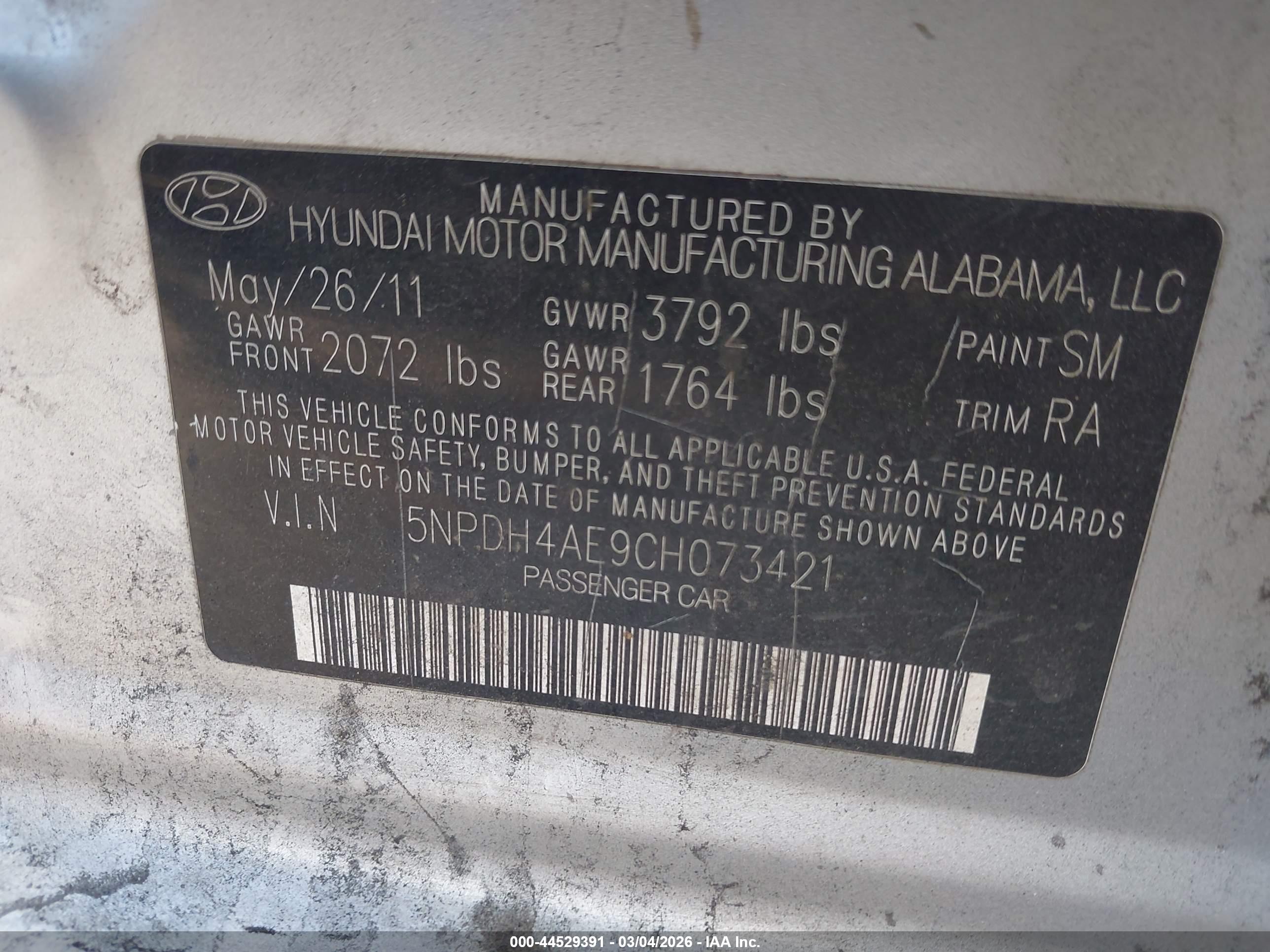 HYUNDAI ELANTRA image 9