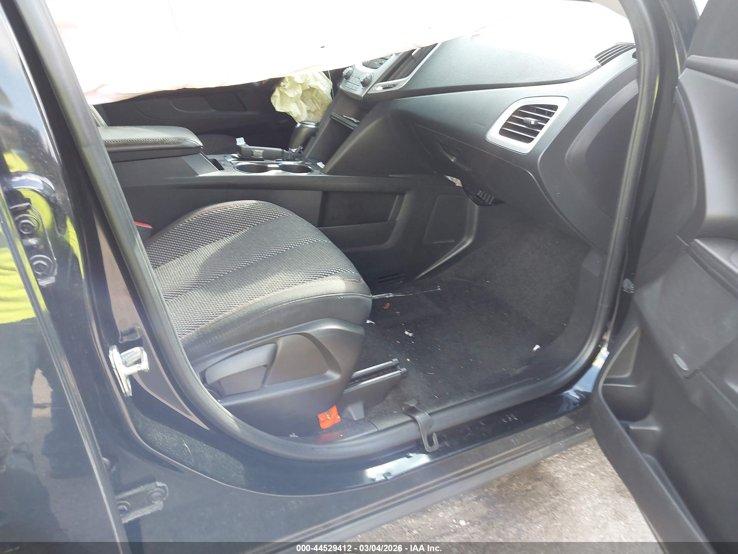 GMC TERRAIN image 5