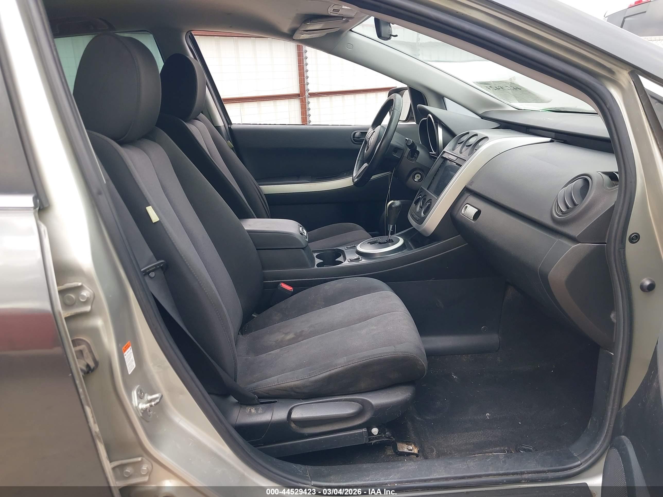 MAZDA CX-7 image 5