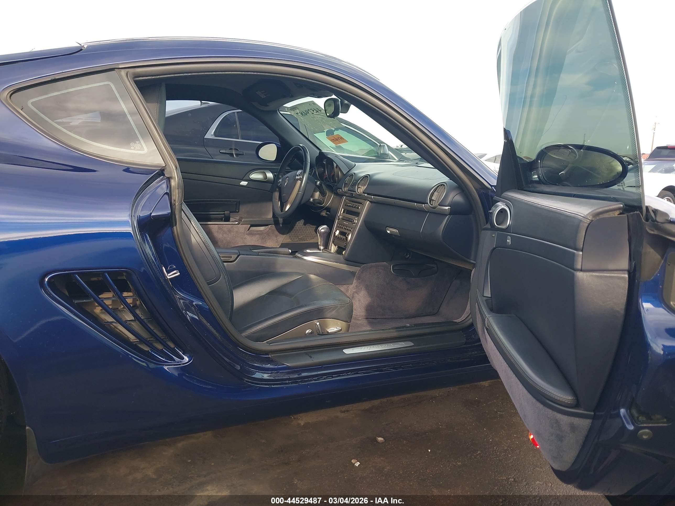PORSCHE CAYMAN image 5