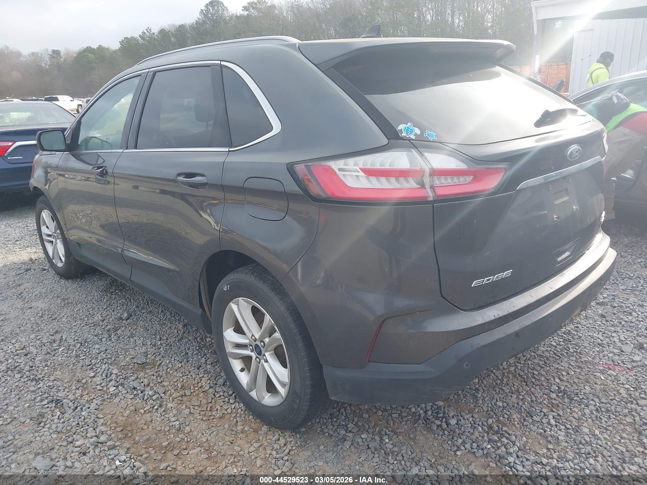FORD EDGE image 3