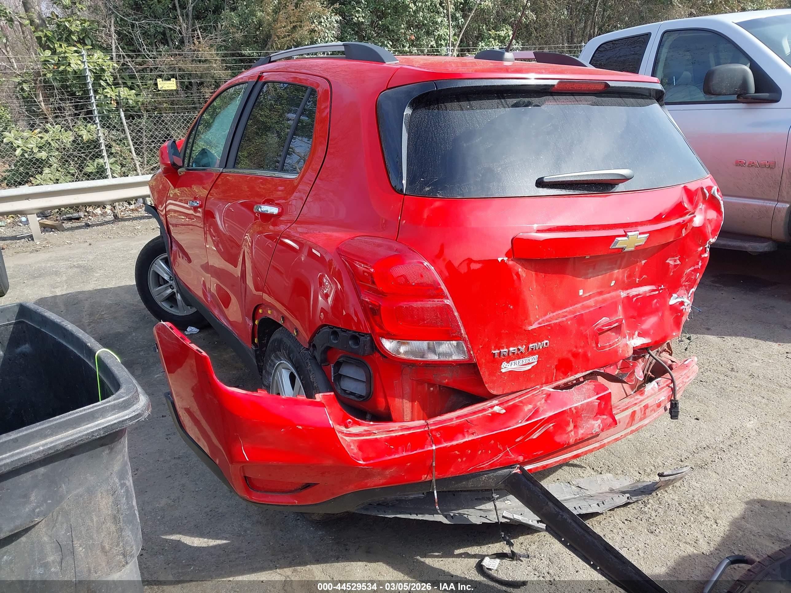 CHEVROLET TRAX image 3