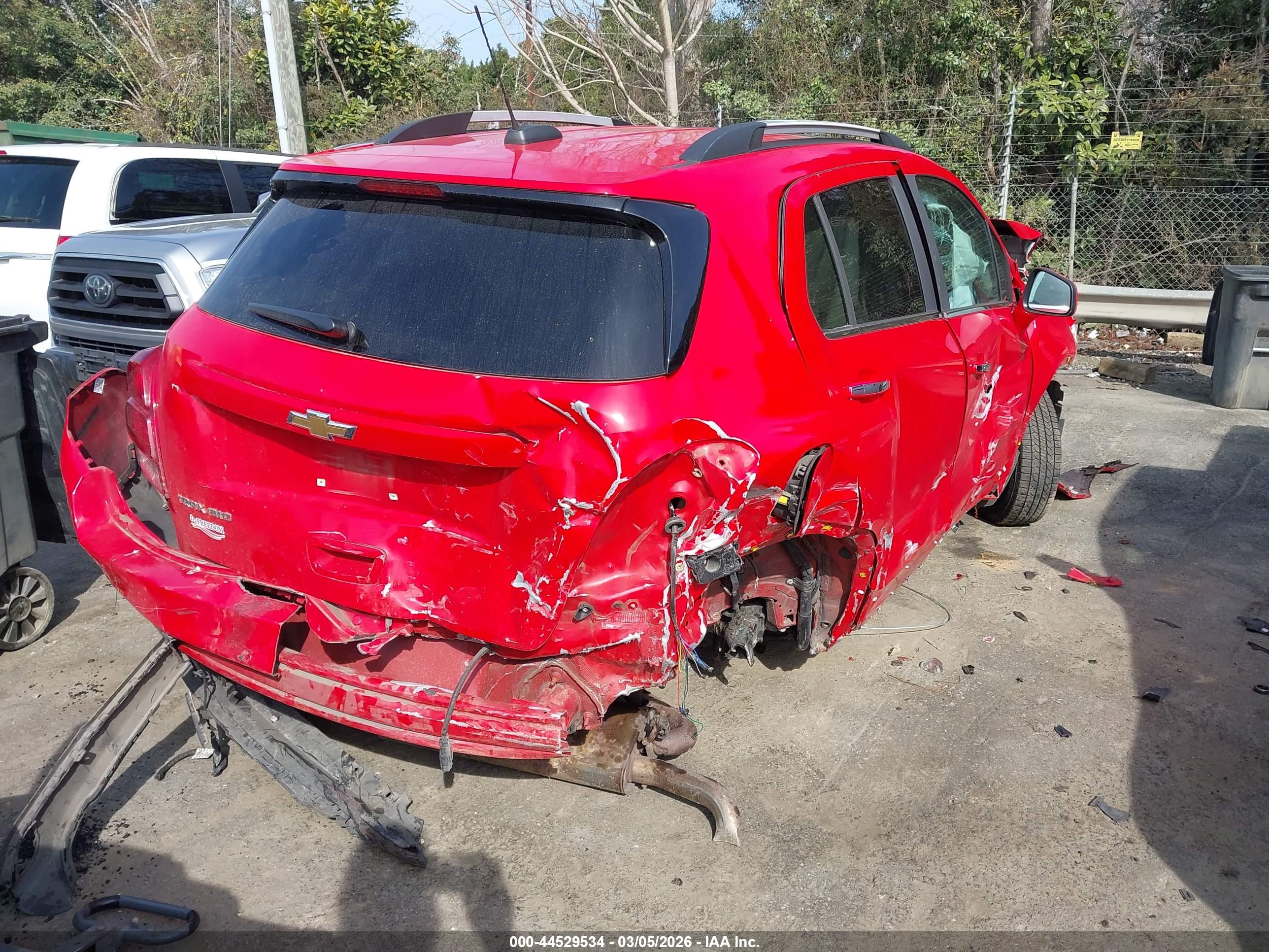 CHEVROLET TRAX image 4
