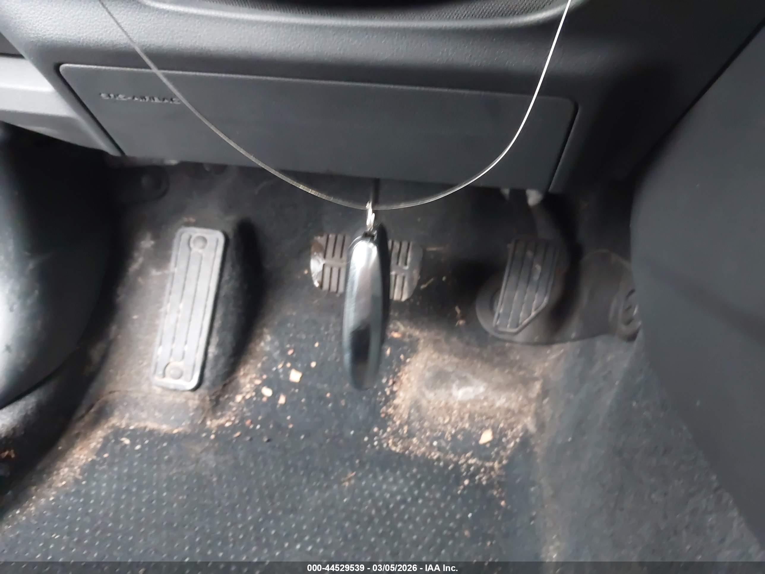 SUBARU FORESTER image 11