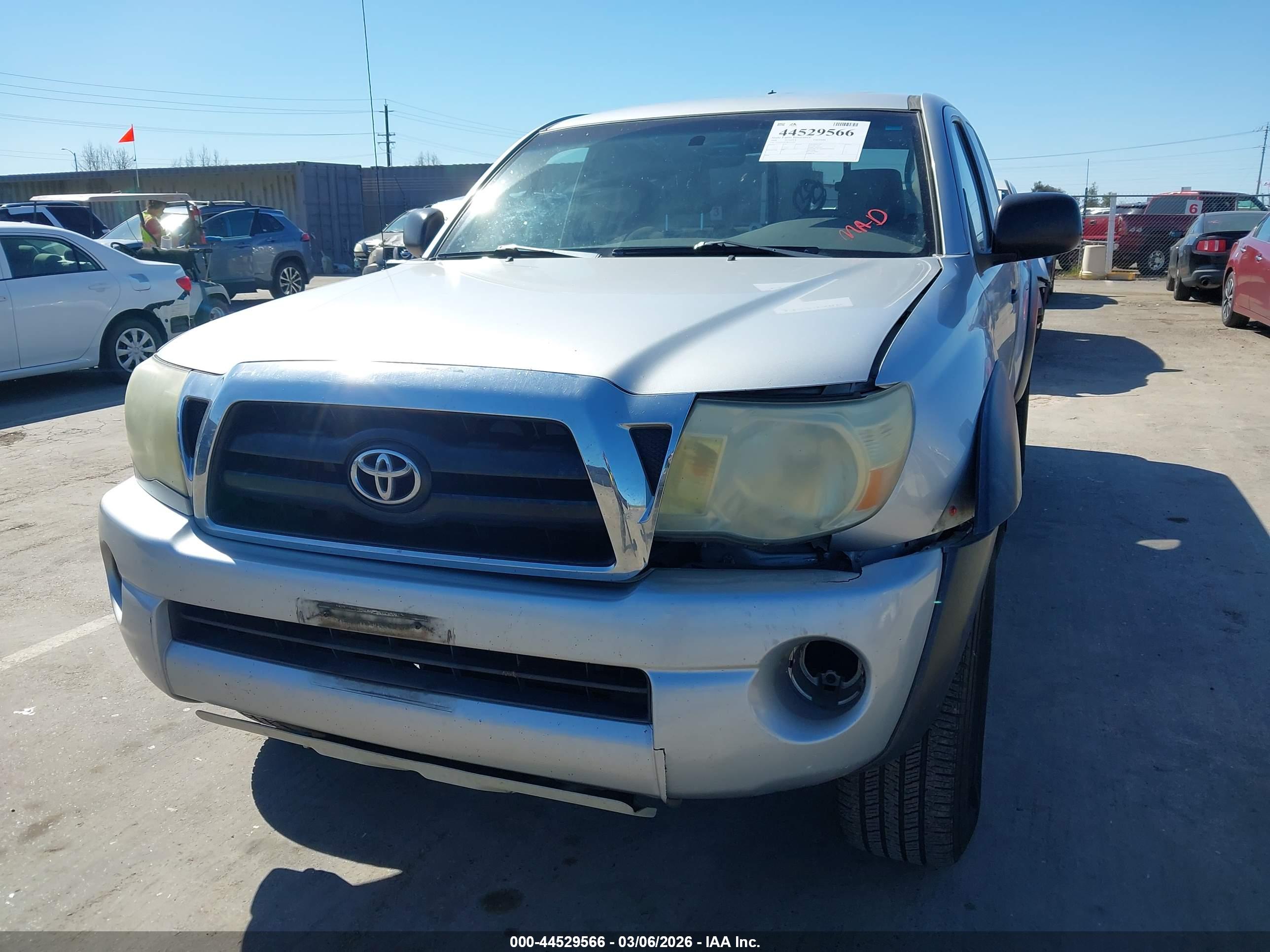 TOYOTA TACOMA image 6