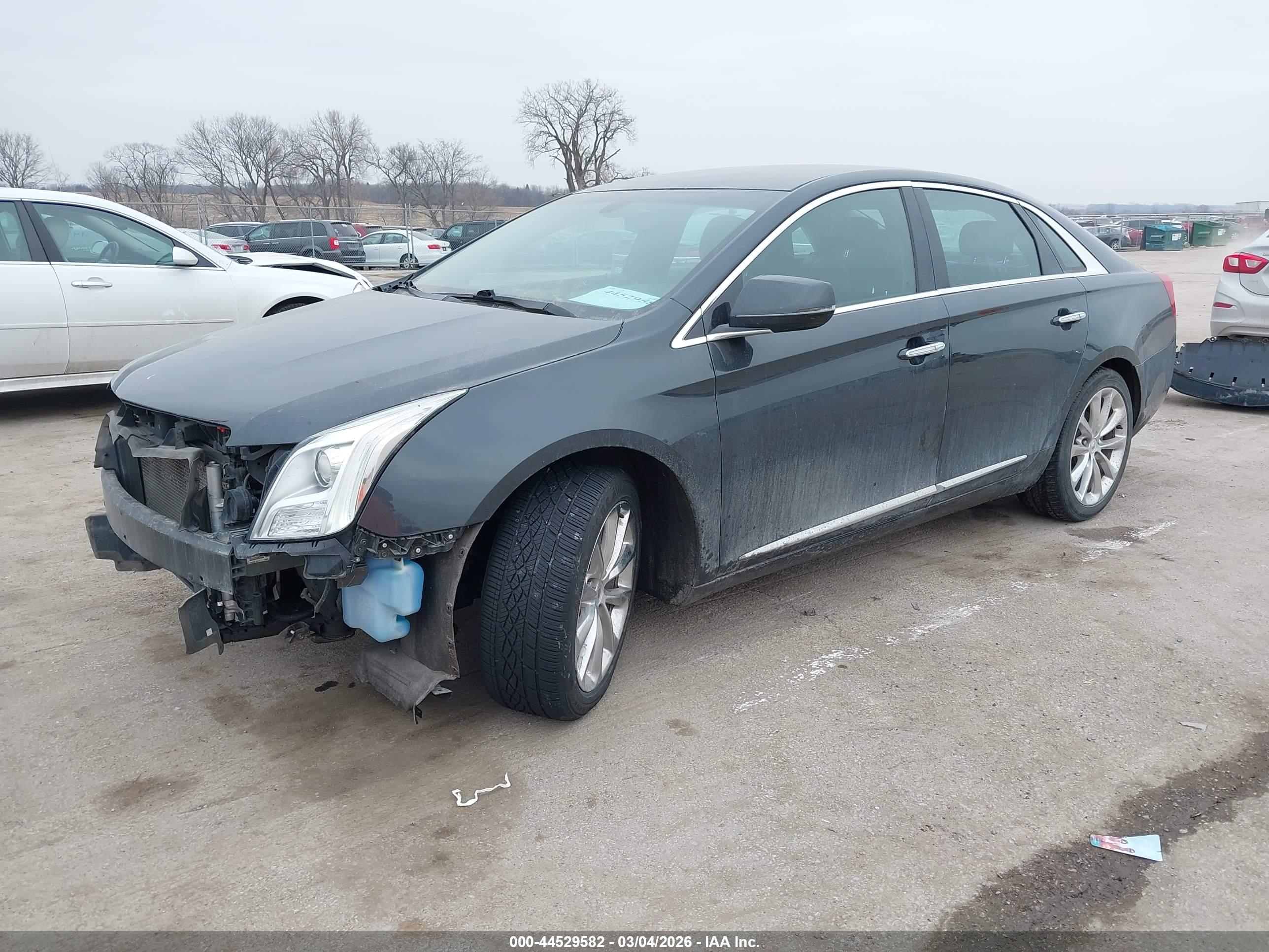 CADILLAC XTS image 2