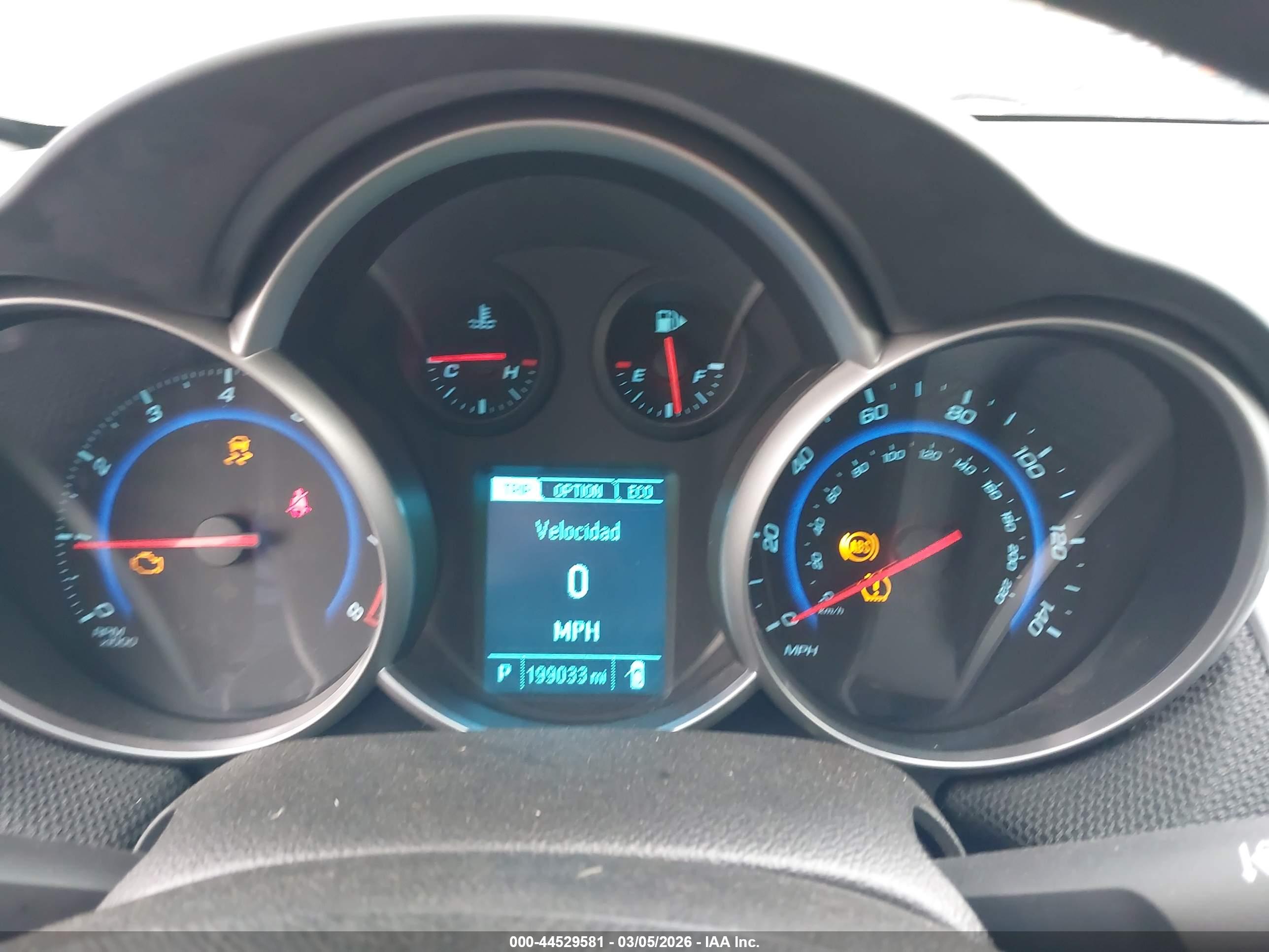 CHEVROLET CRUZE image 7