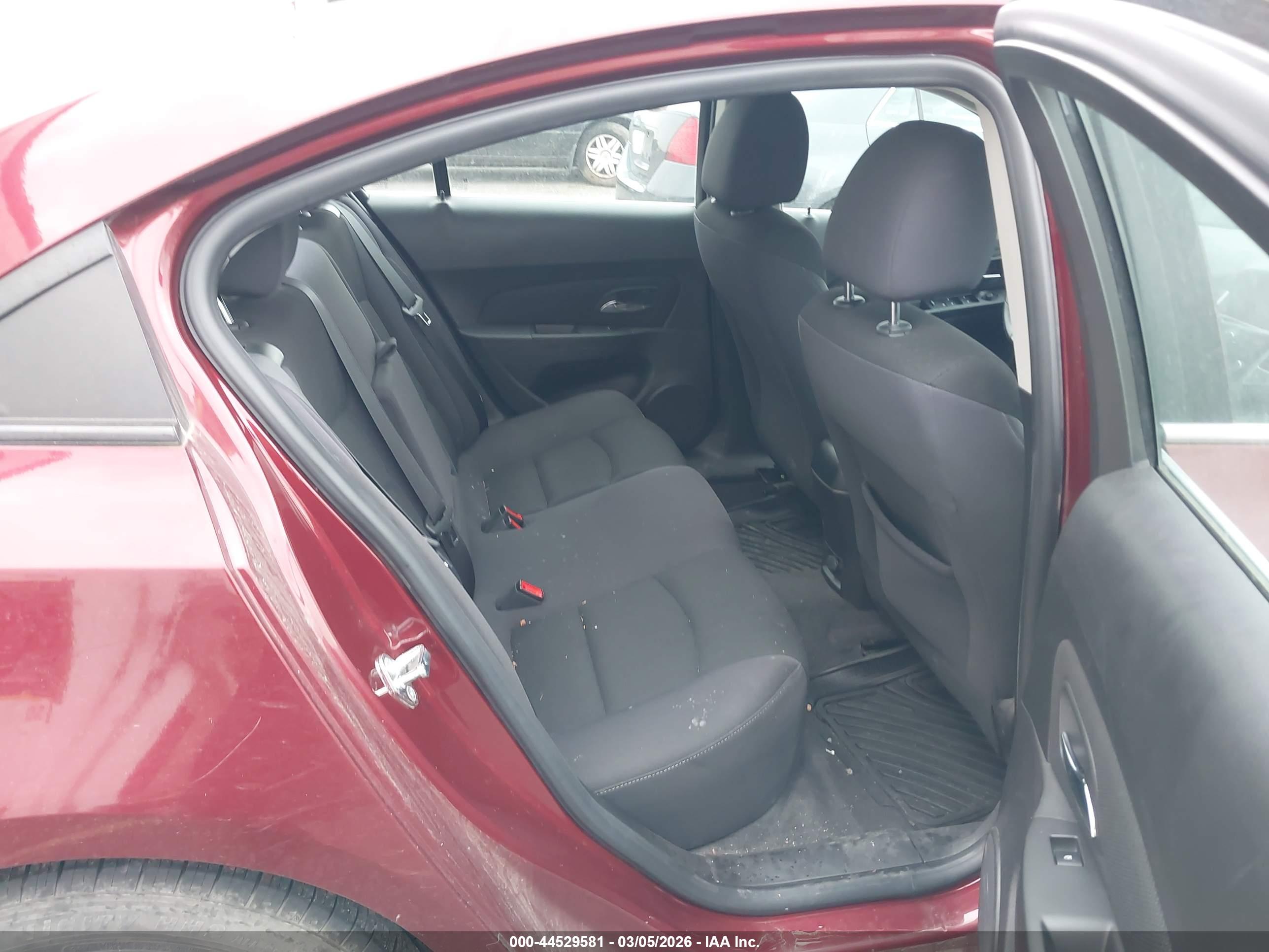 CHEVROLET CRUZE image 8