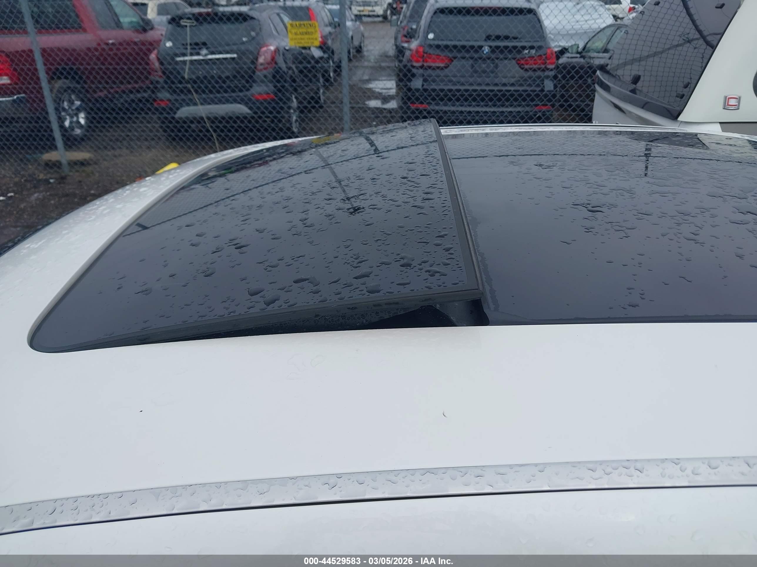 LINCOLN MKS image 6
