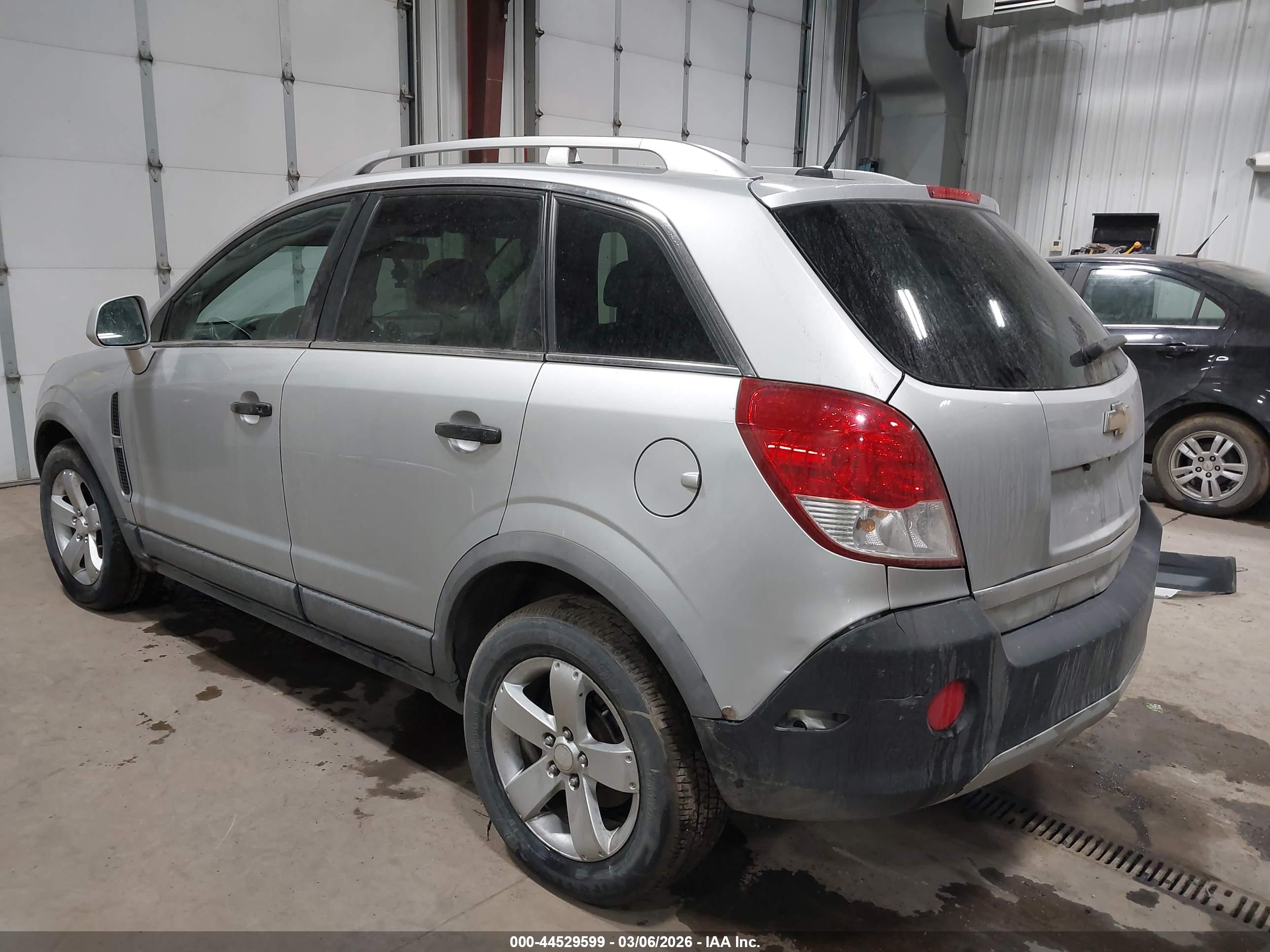 CHEVROLET CAPTIVA image 3