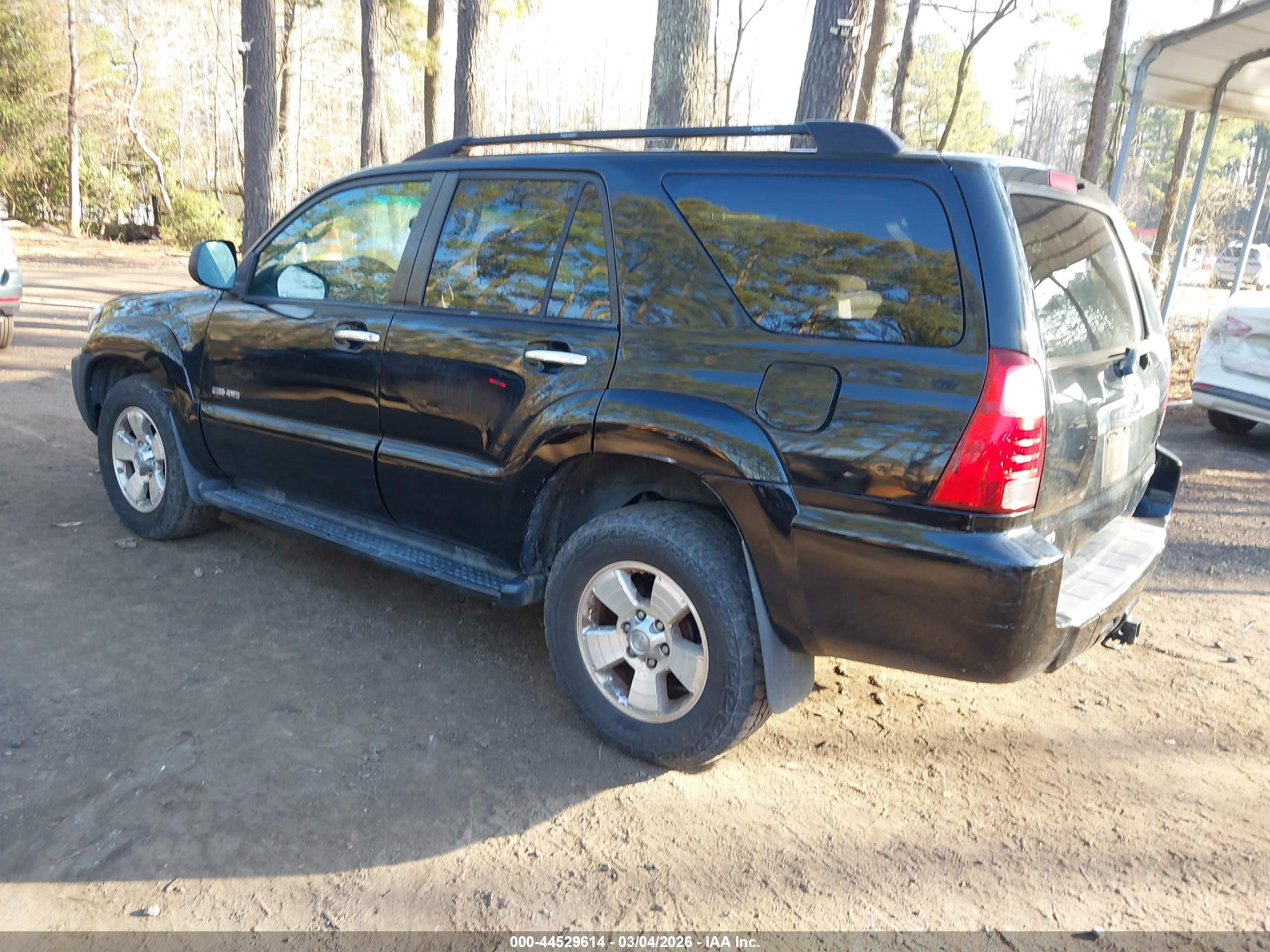 TOYOTA 4RUNNER image 3