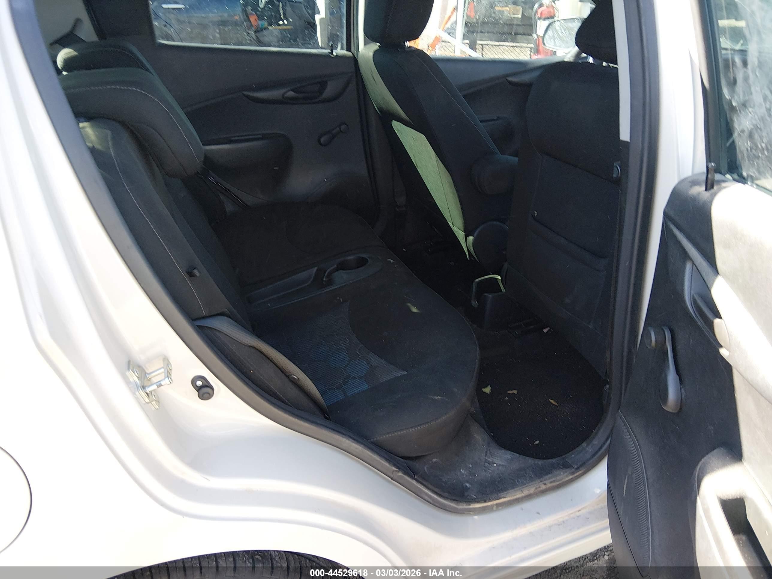 CHEVROLET SPARK image 8