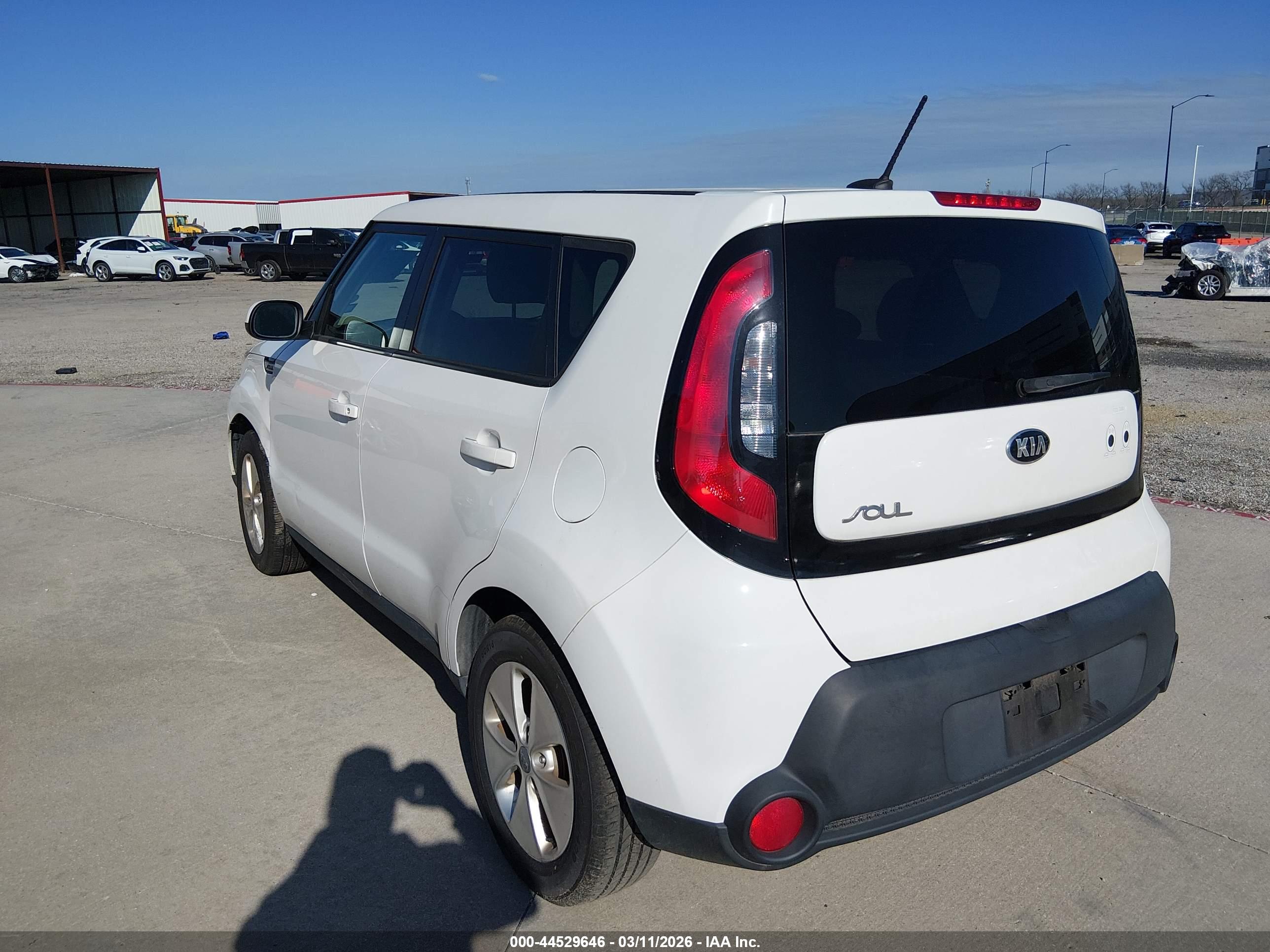 KIA SOUL image 3
