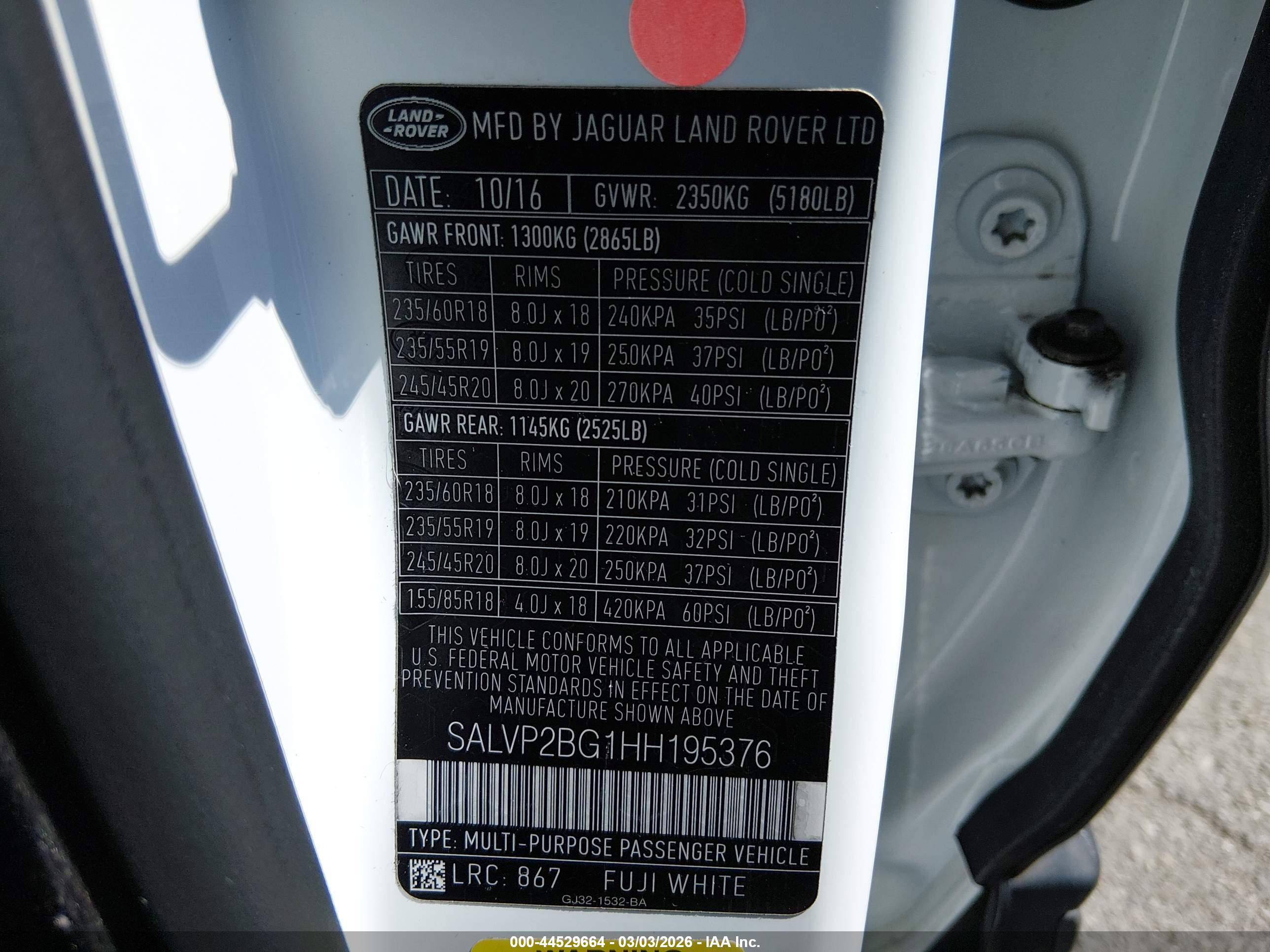 LAND ROVER image 9