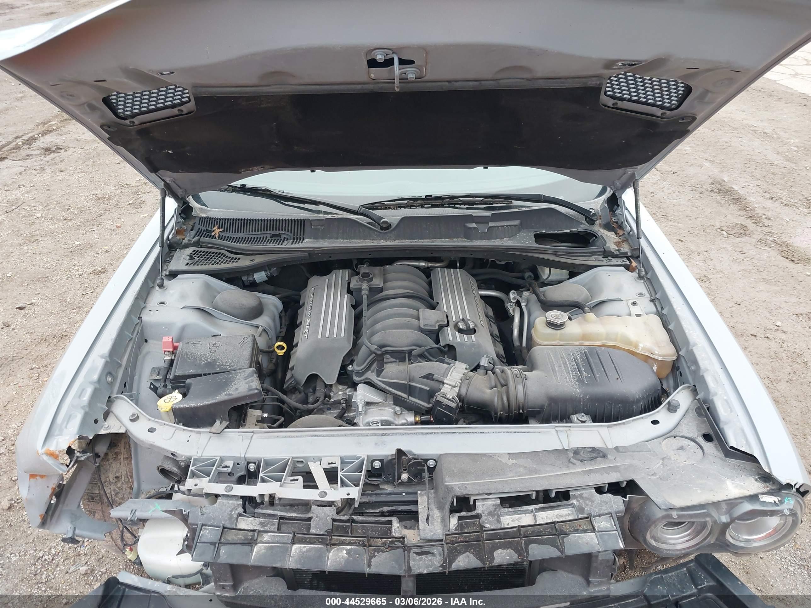 DODGE CHALLENGER image 10