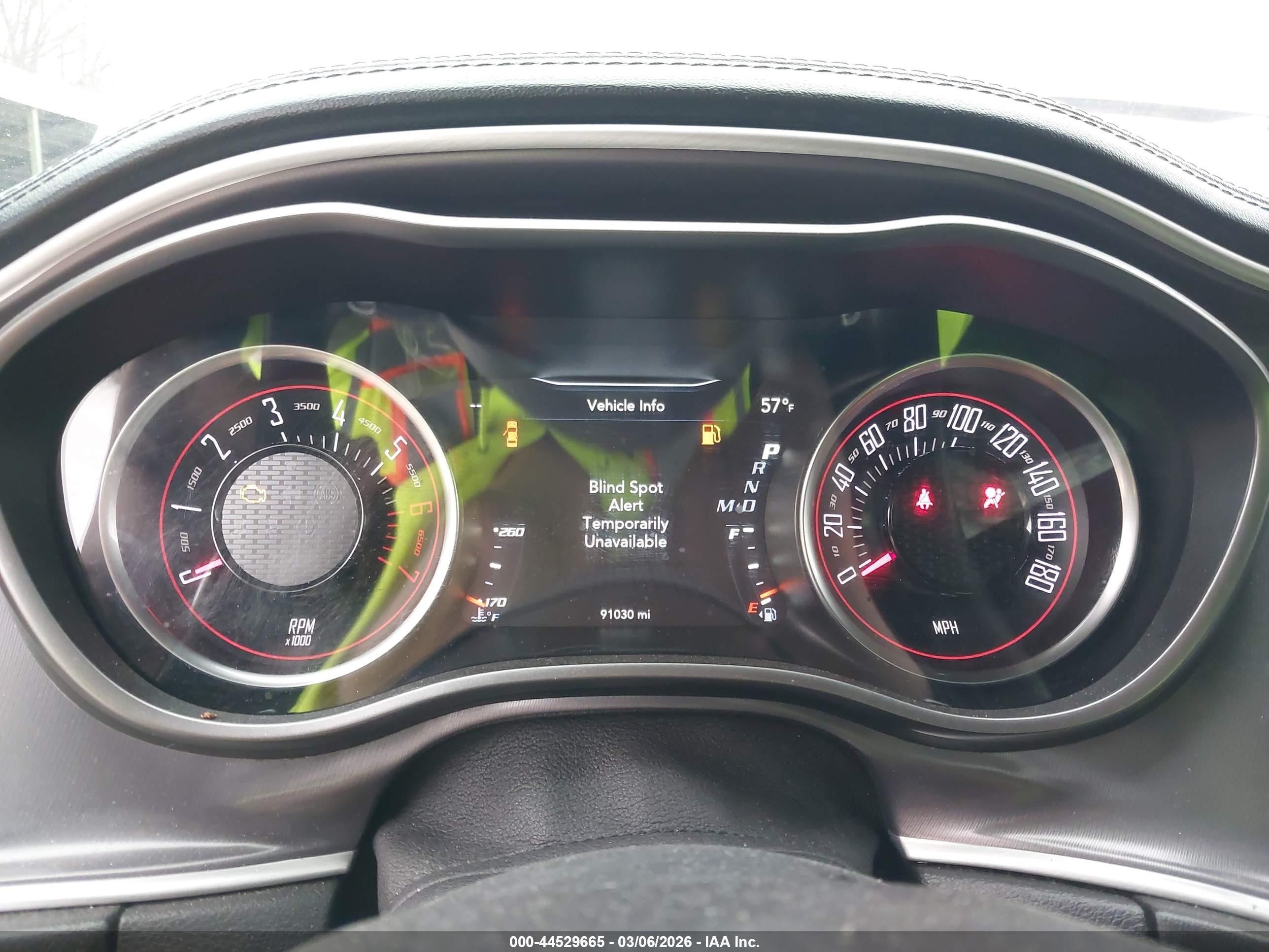 DODGE CHALLENGER image 7
