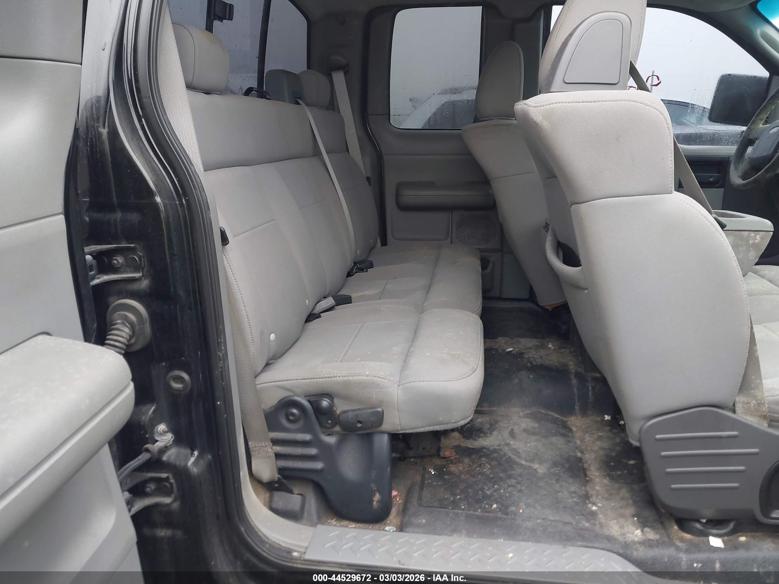 FORD F-150 image 8