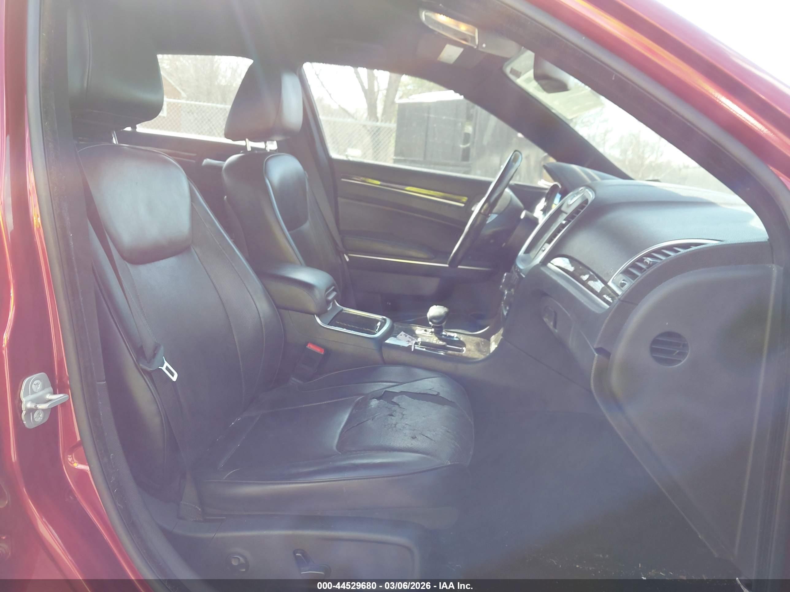 CHRYSLER 300C image 5
