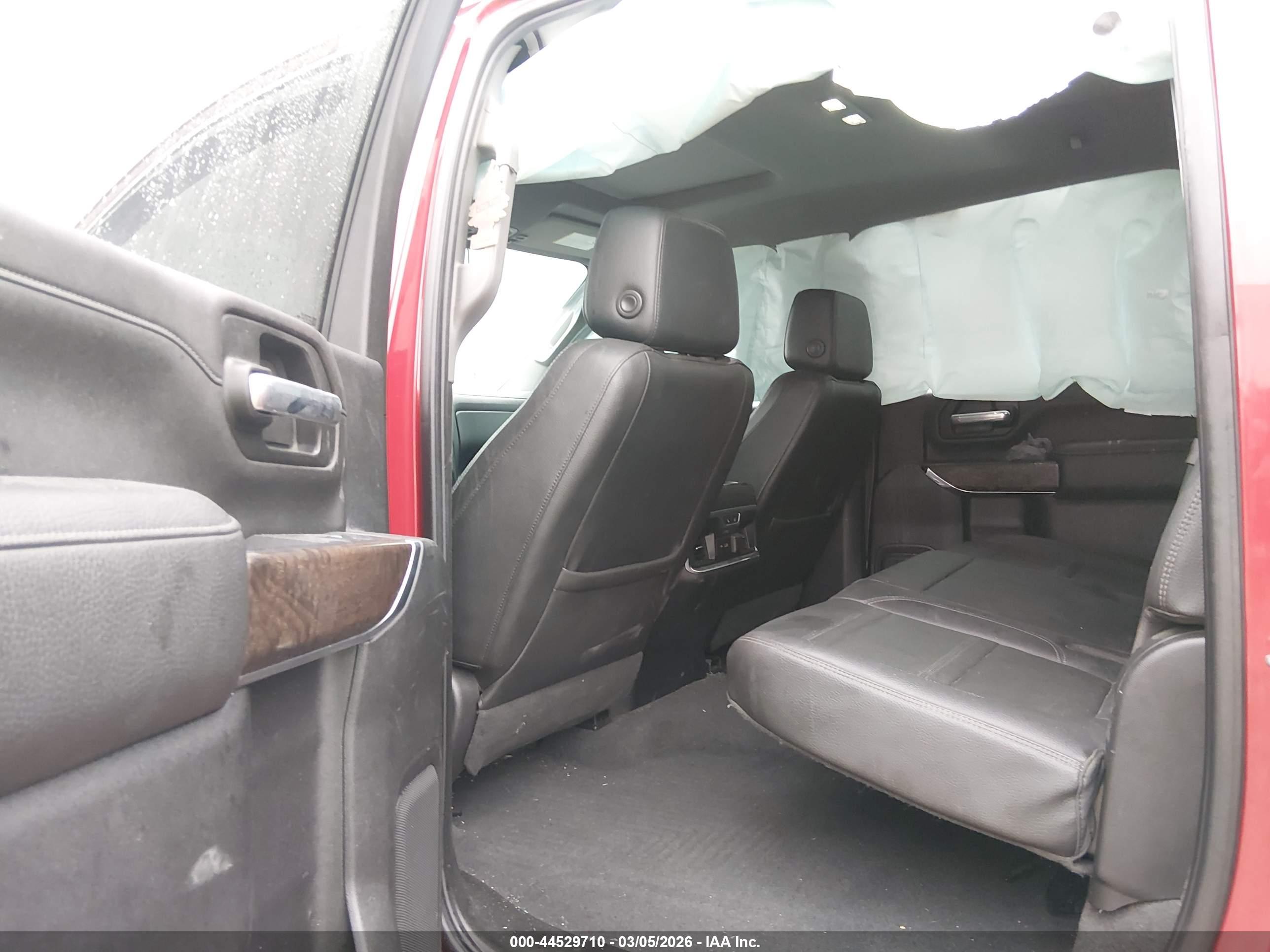 GMC SIERRA image 8