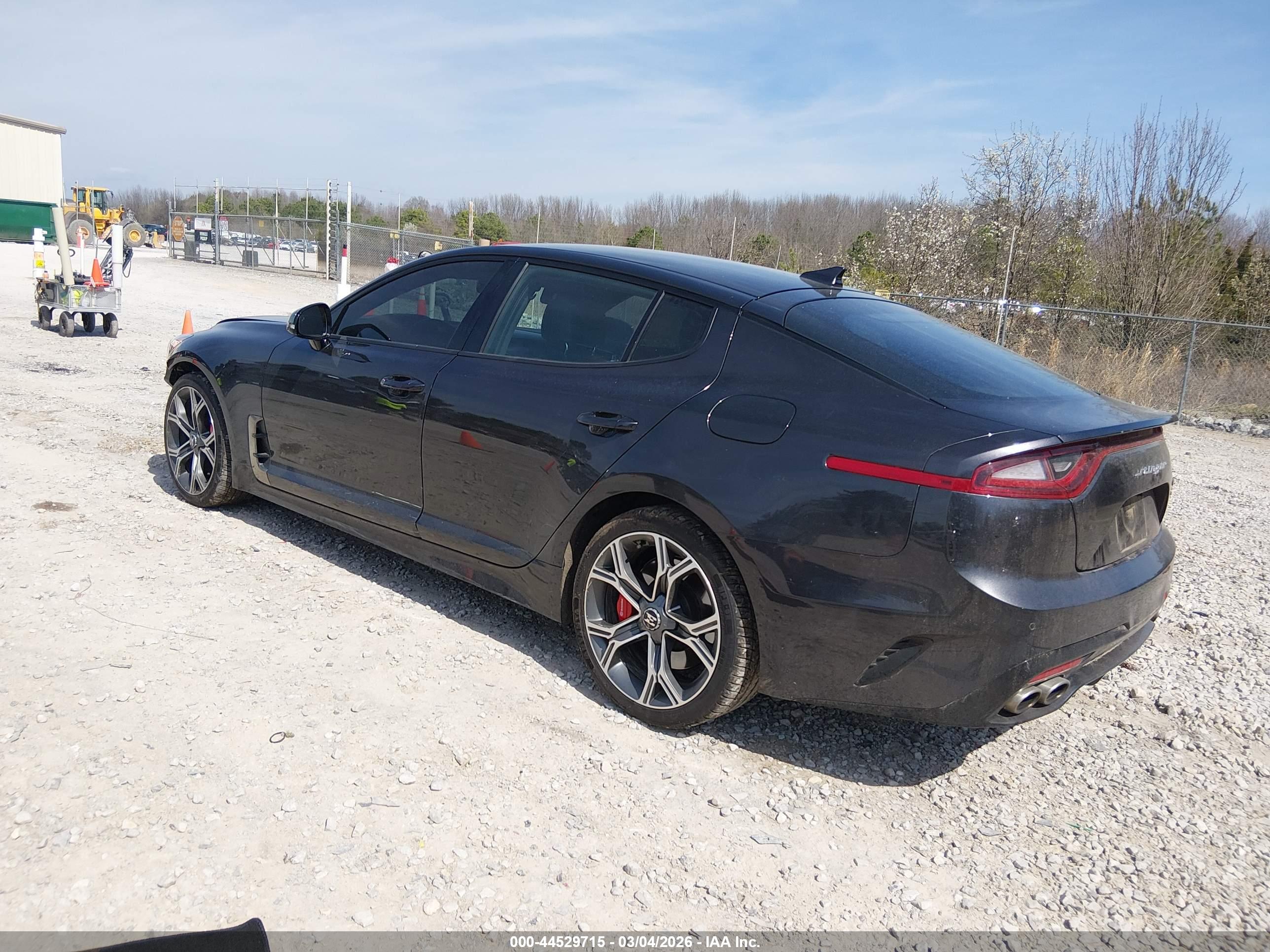 KIA STINGER image 3