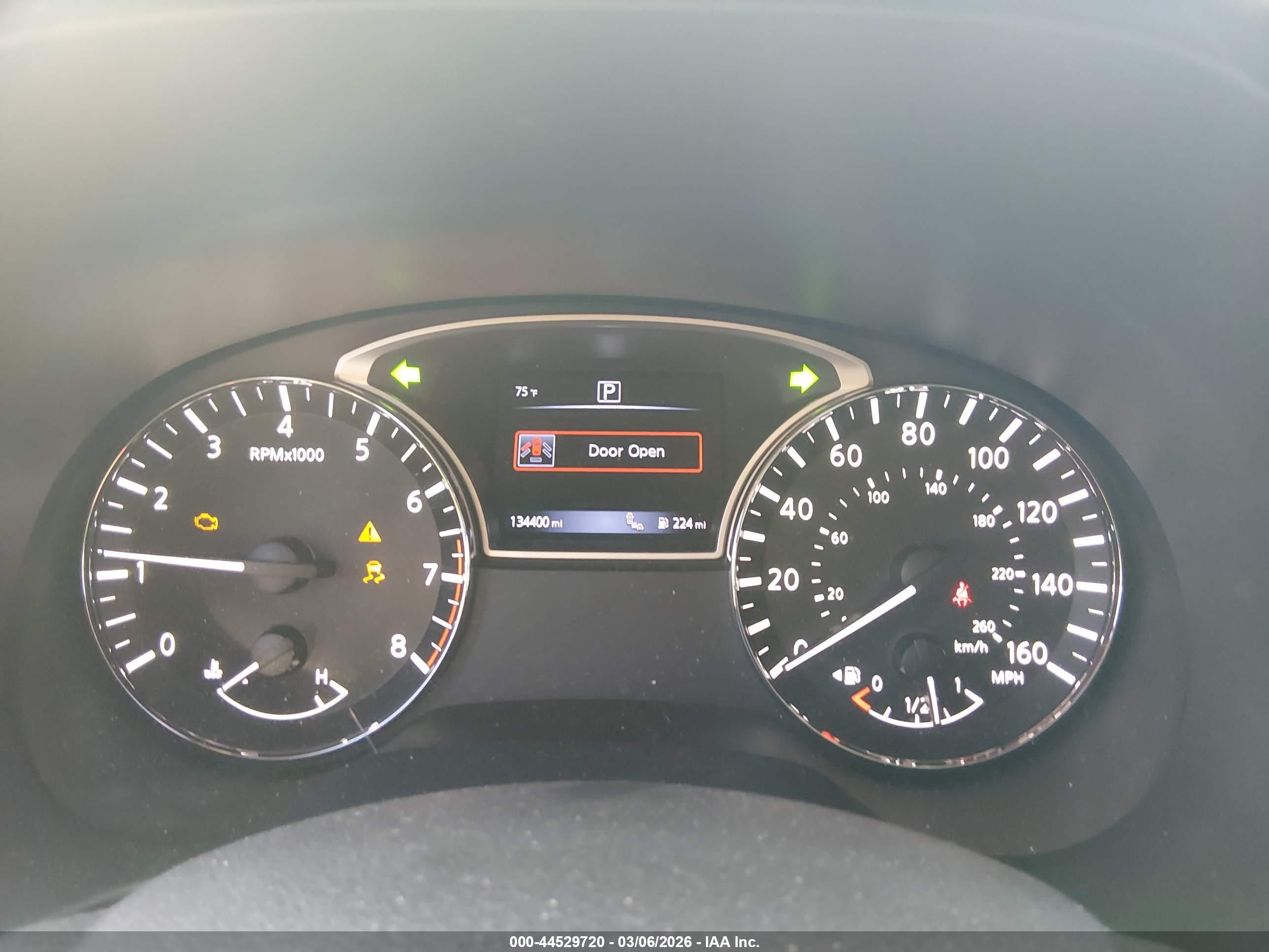 NISSAN PATHFINDER image 7