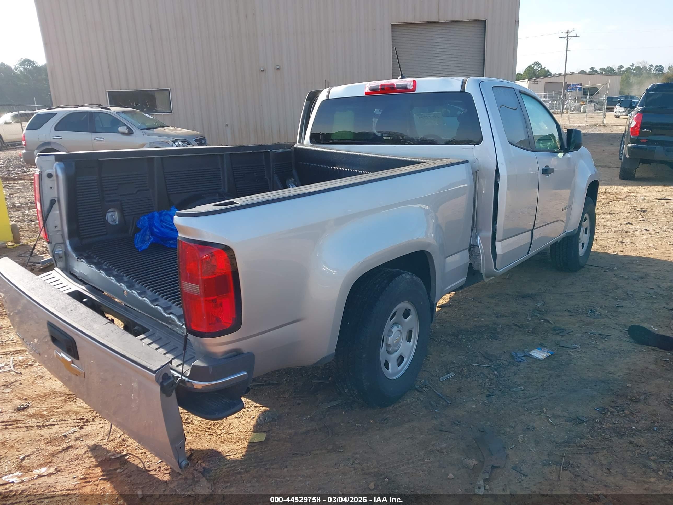 CHEVROLET COLORADO image 4