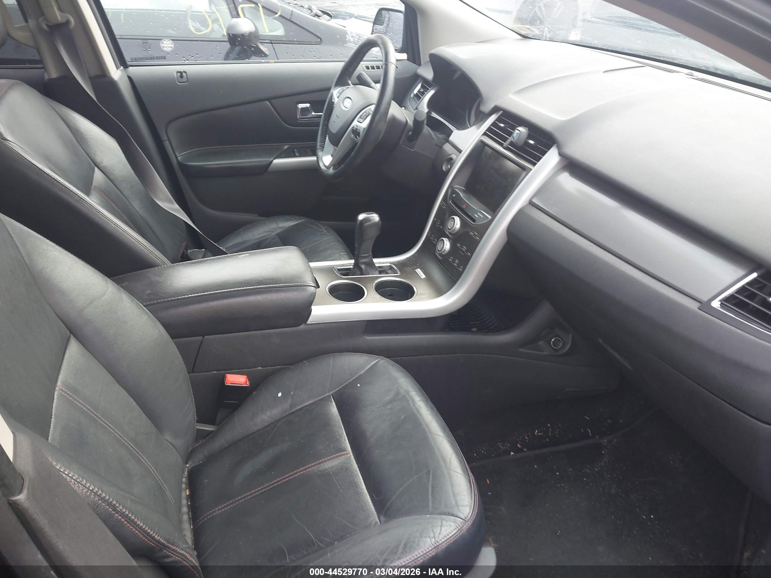 FORD EDGE image 5
