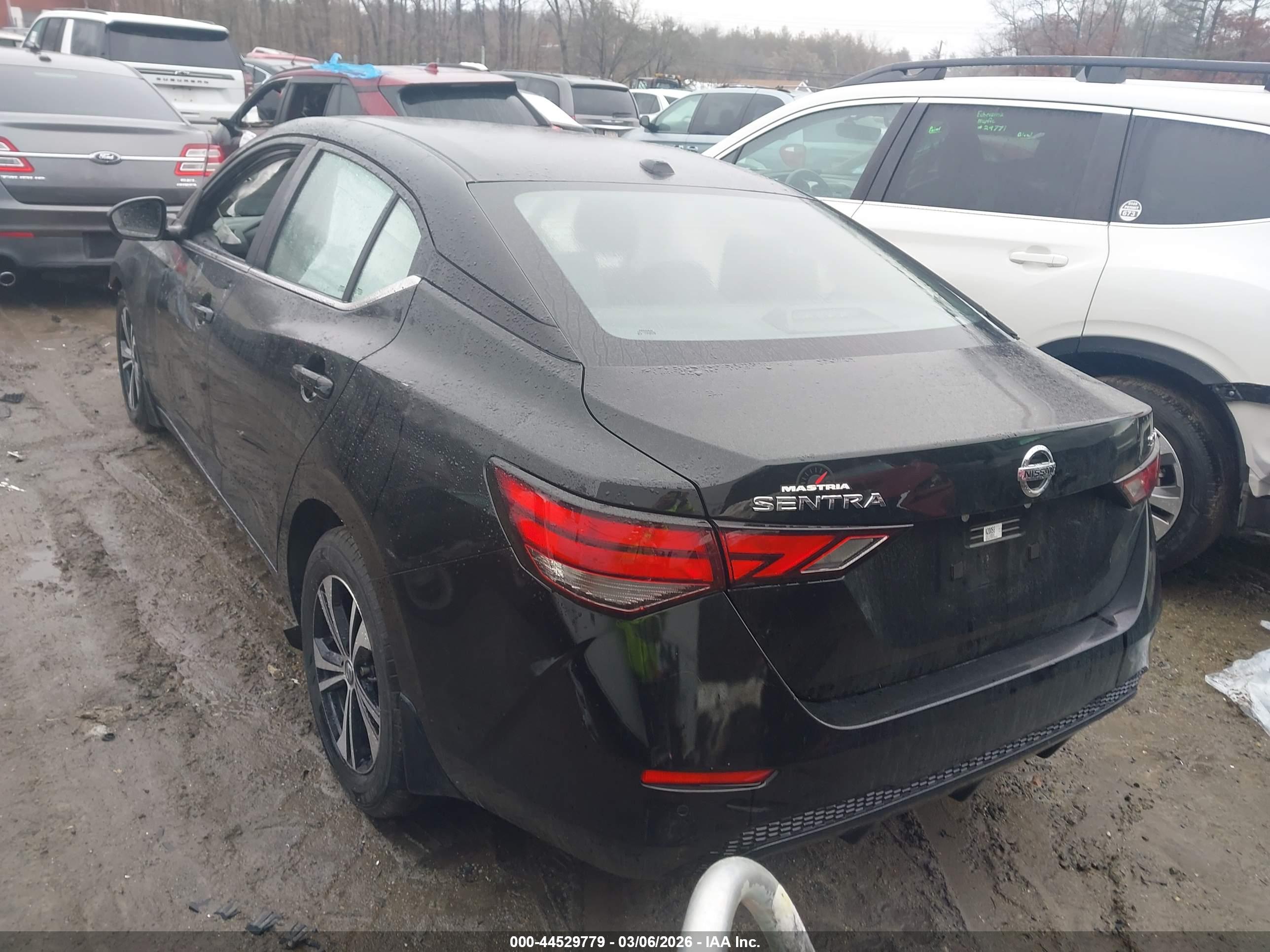 NISSAN SENTRA image 3