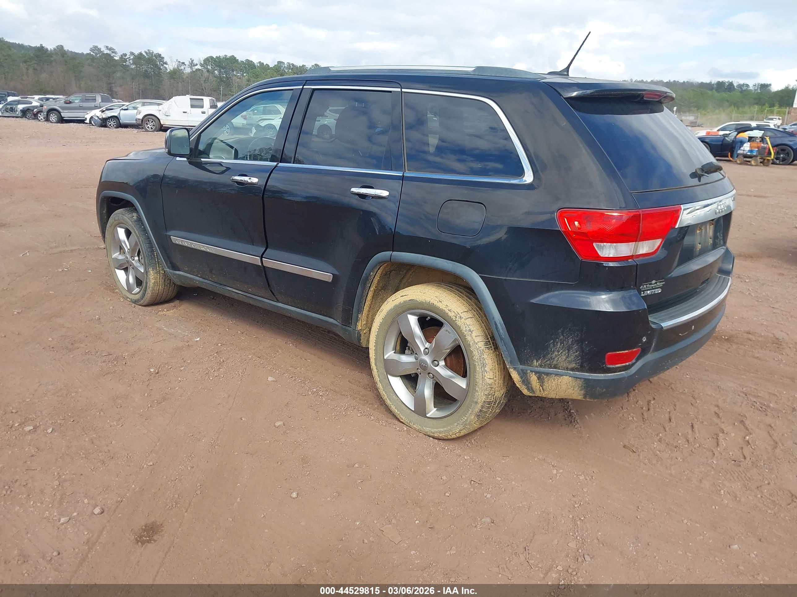 JEEP GRAND image 3