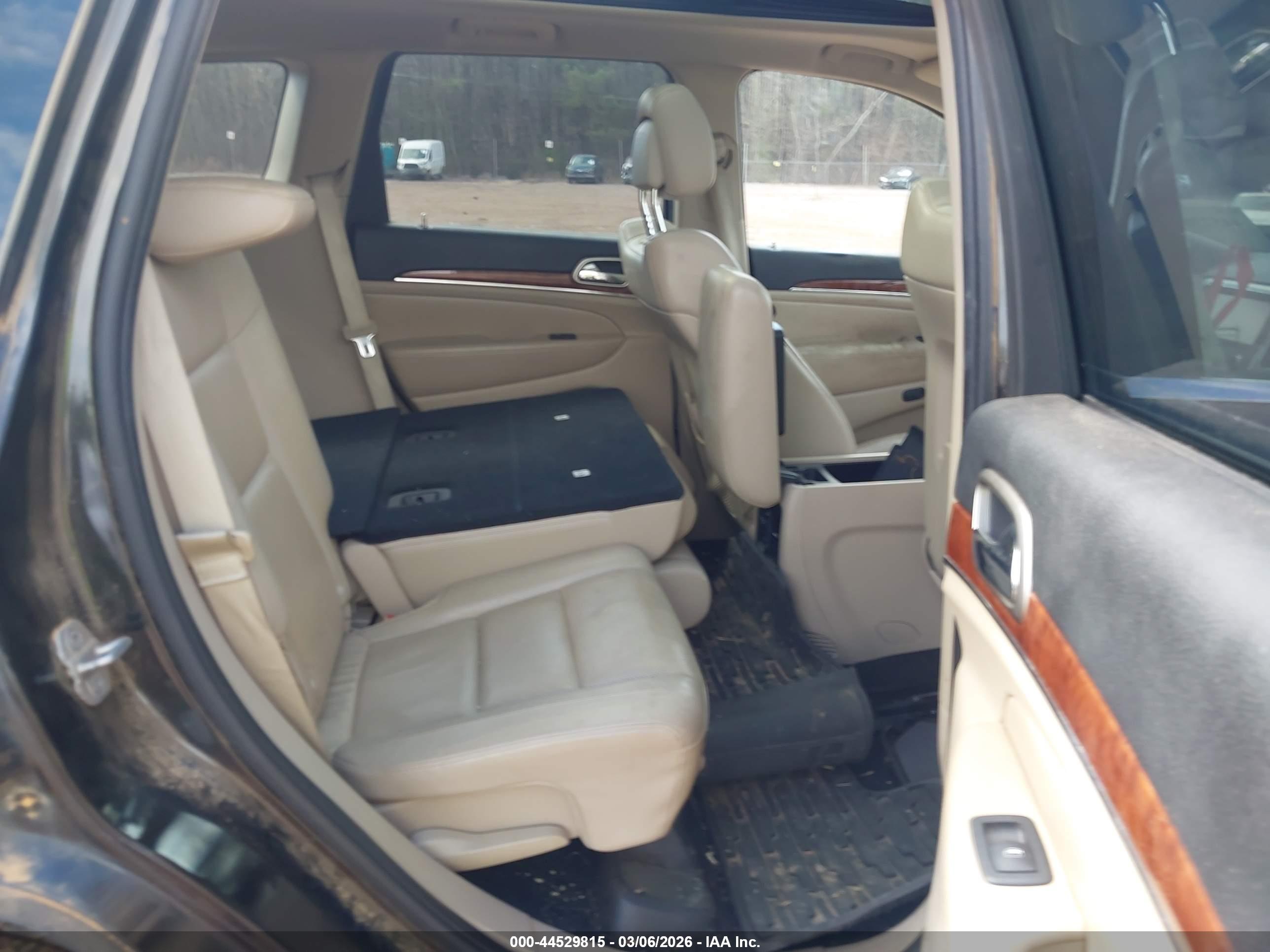 JEEP GRAND image 8