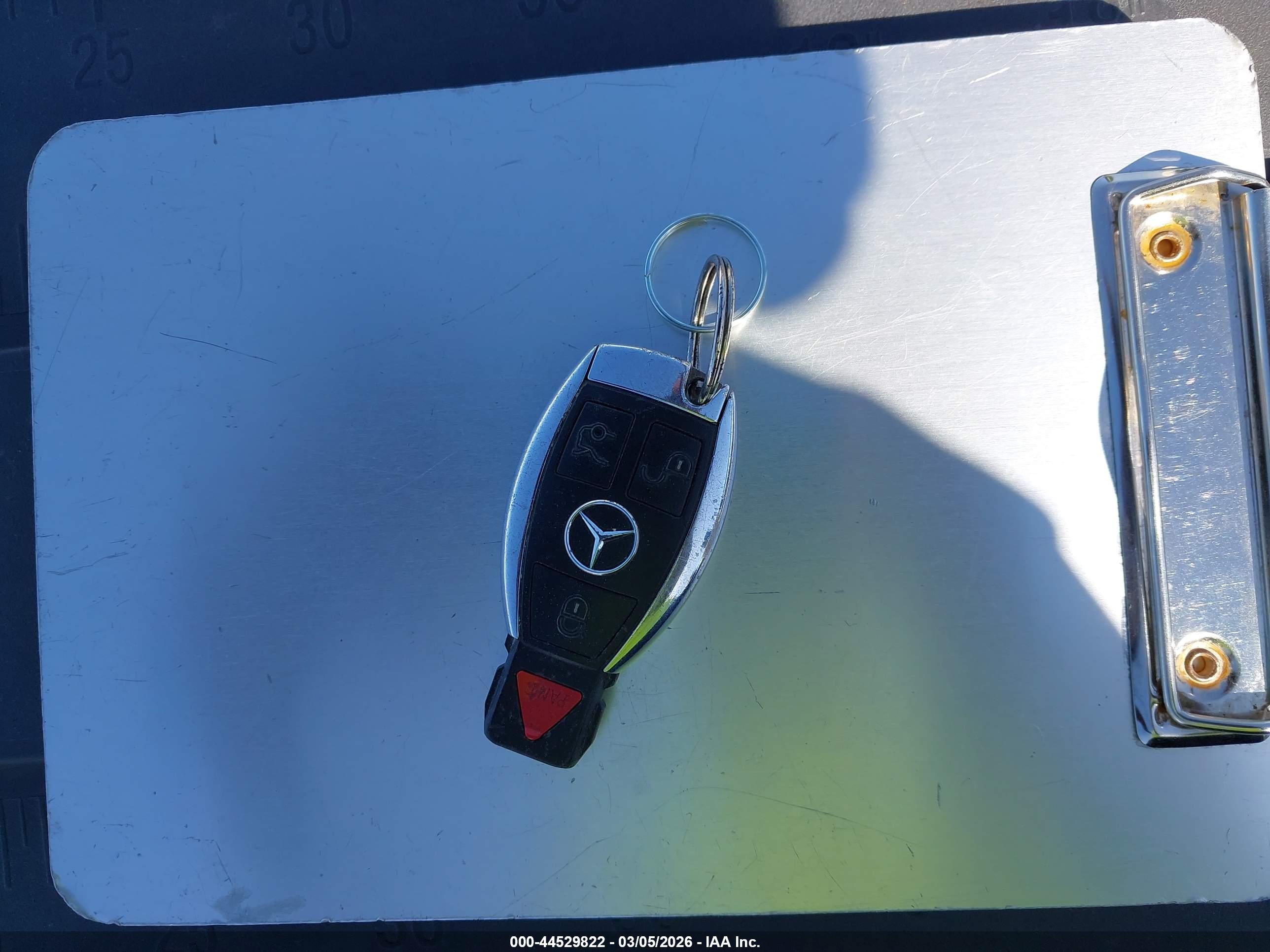 MERCEDES-BENZ CLK image 11