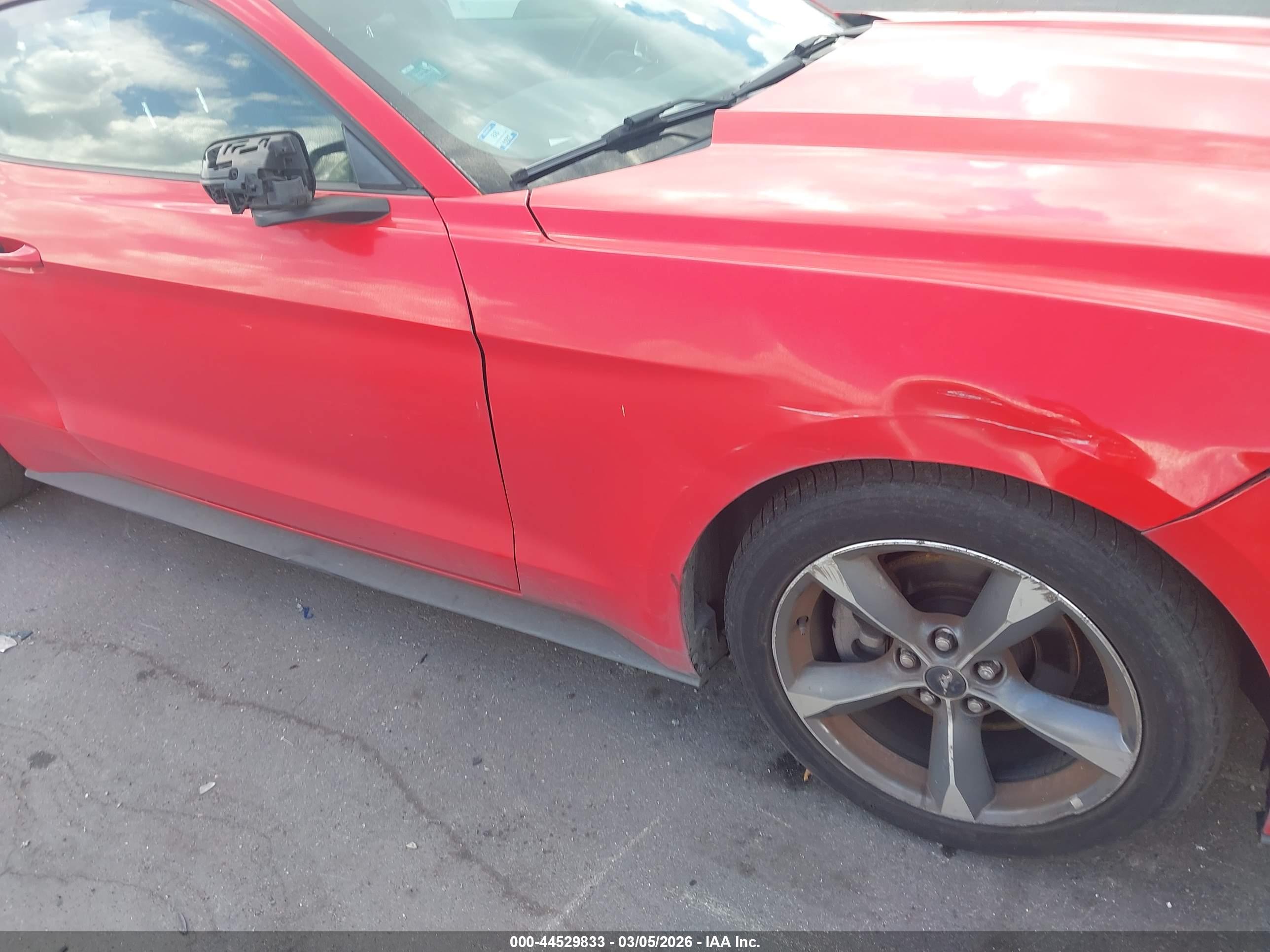 FORD MUSTANG image 6