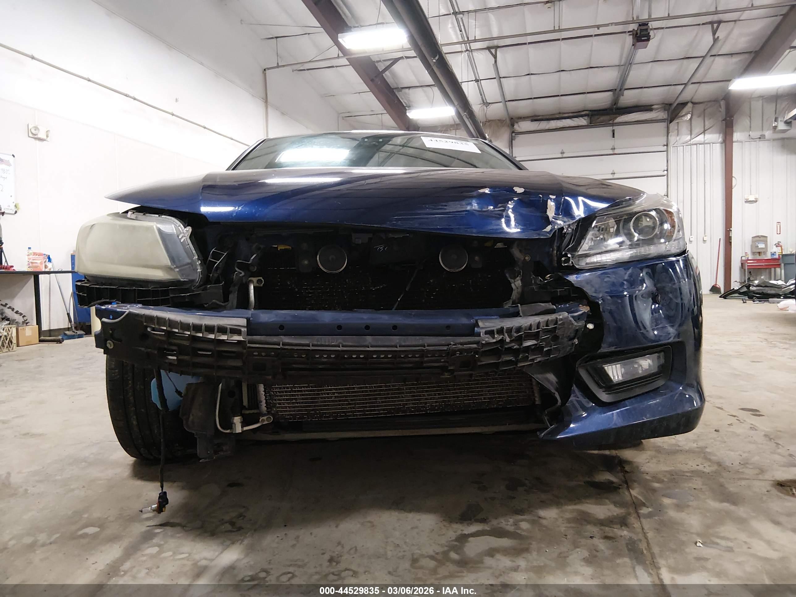 HONDA ACCORD image 6