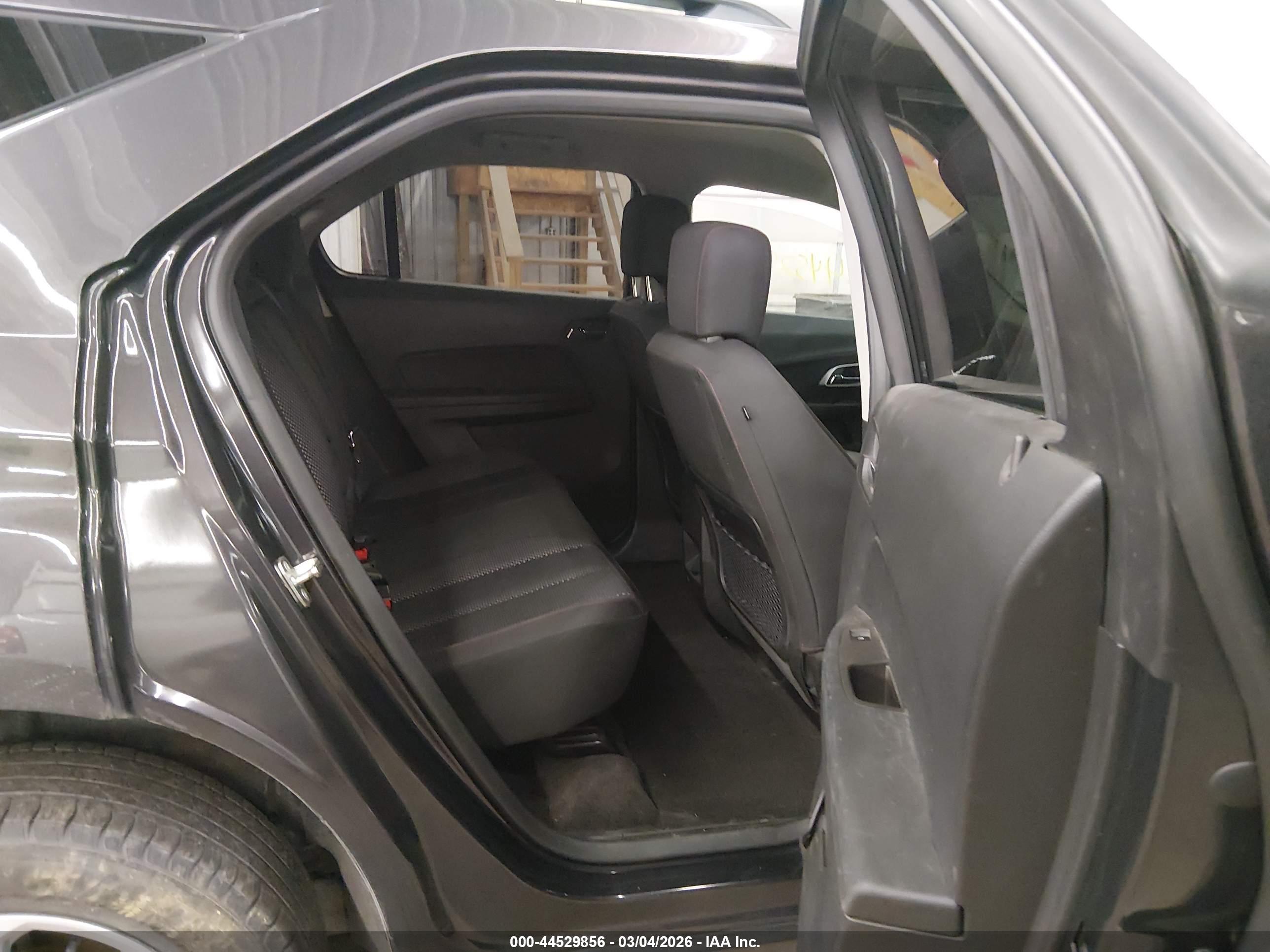 CHEVROLET EQUINOX image 8