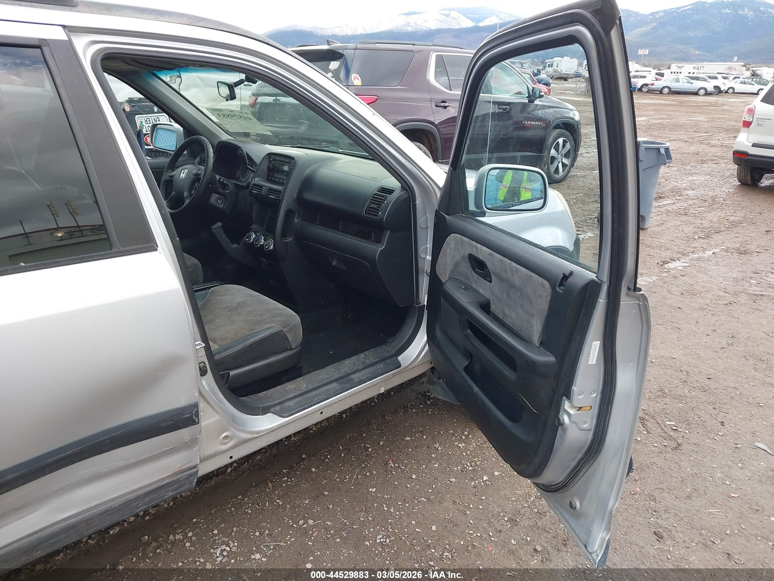 HONDA CR-V image 5