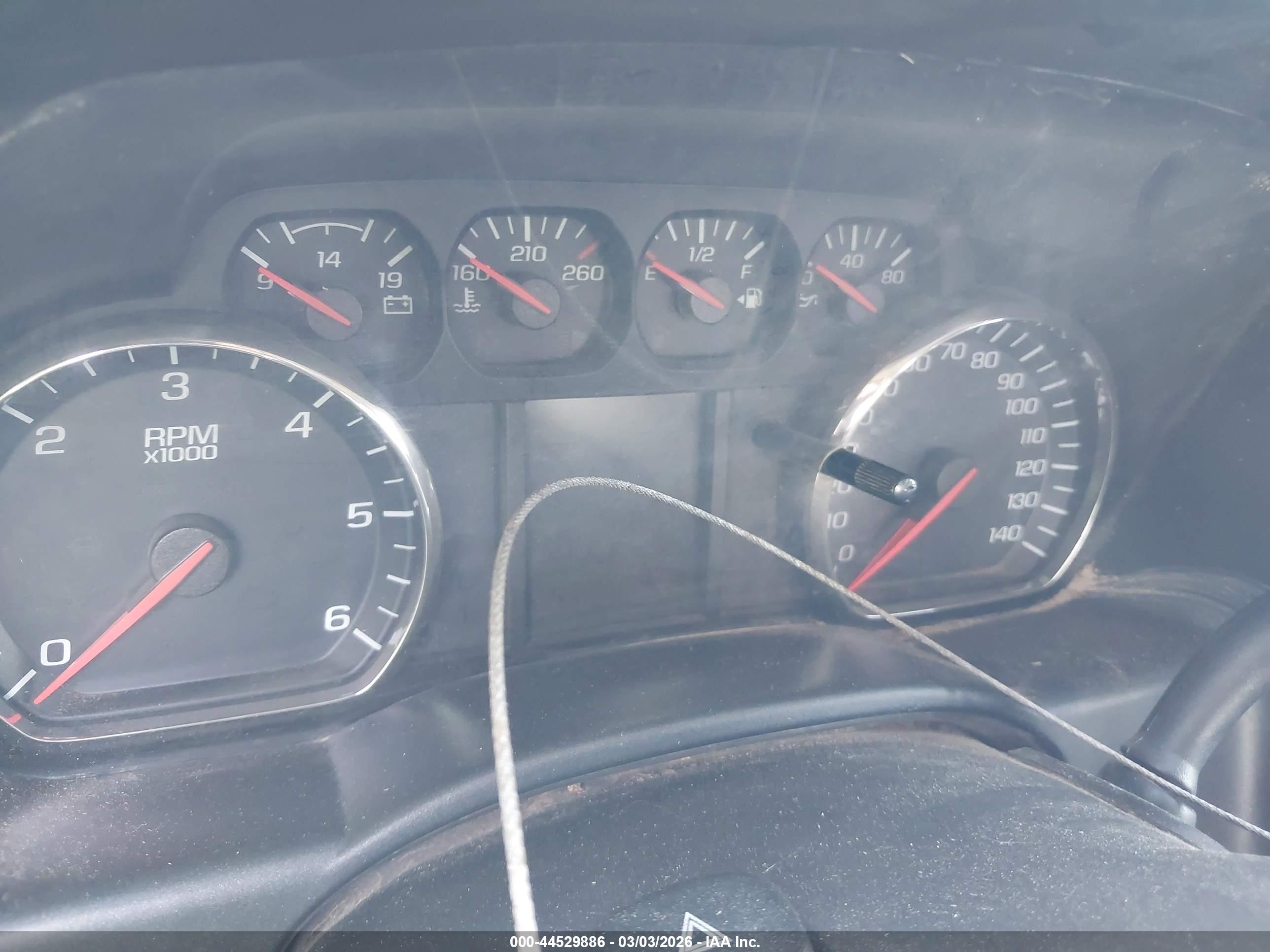 CHEVROLET SILVERADO image 7