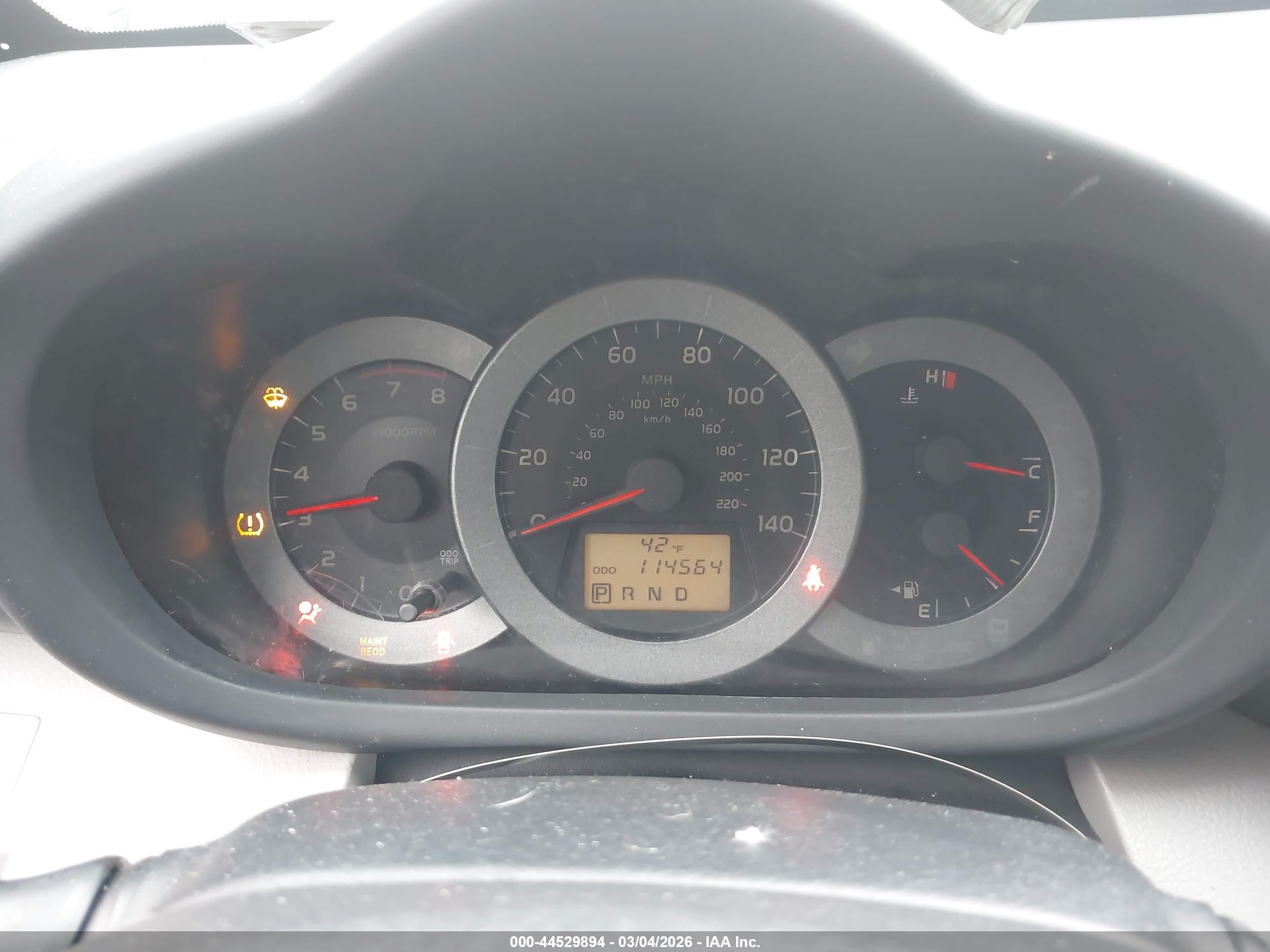 TOYOTA RAV4 image 7