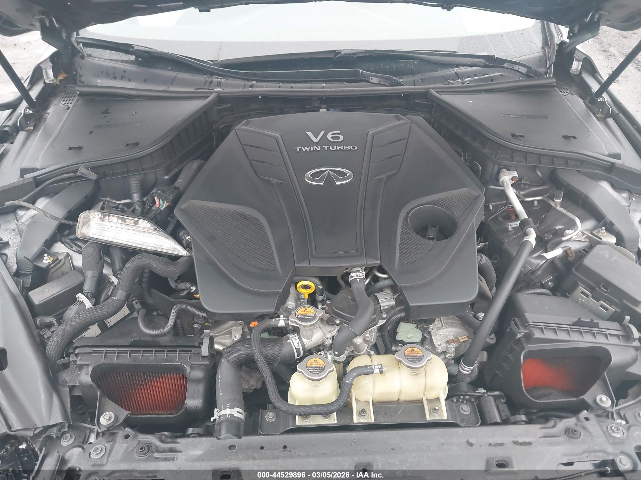 INFINITI Q50 image 10