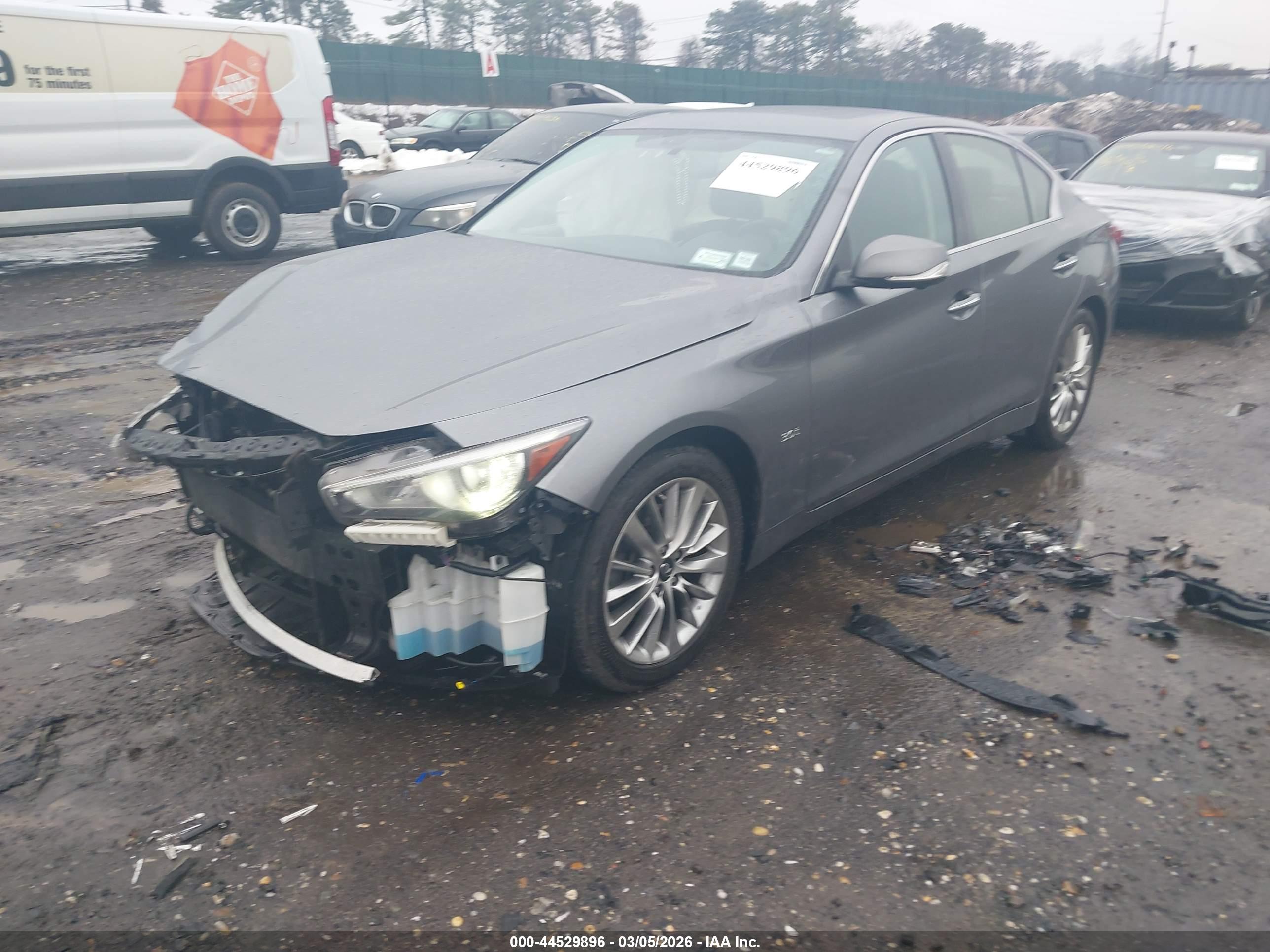 INFINITI Q50 image 2
