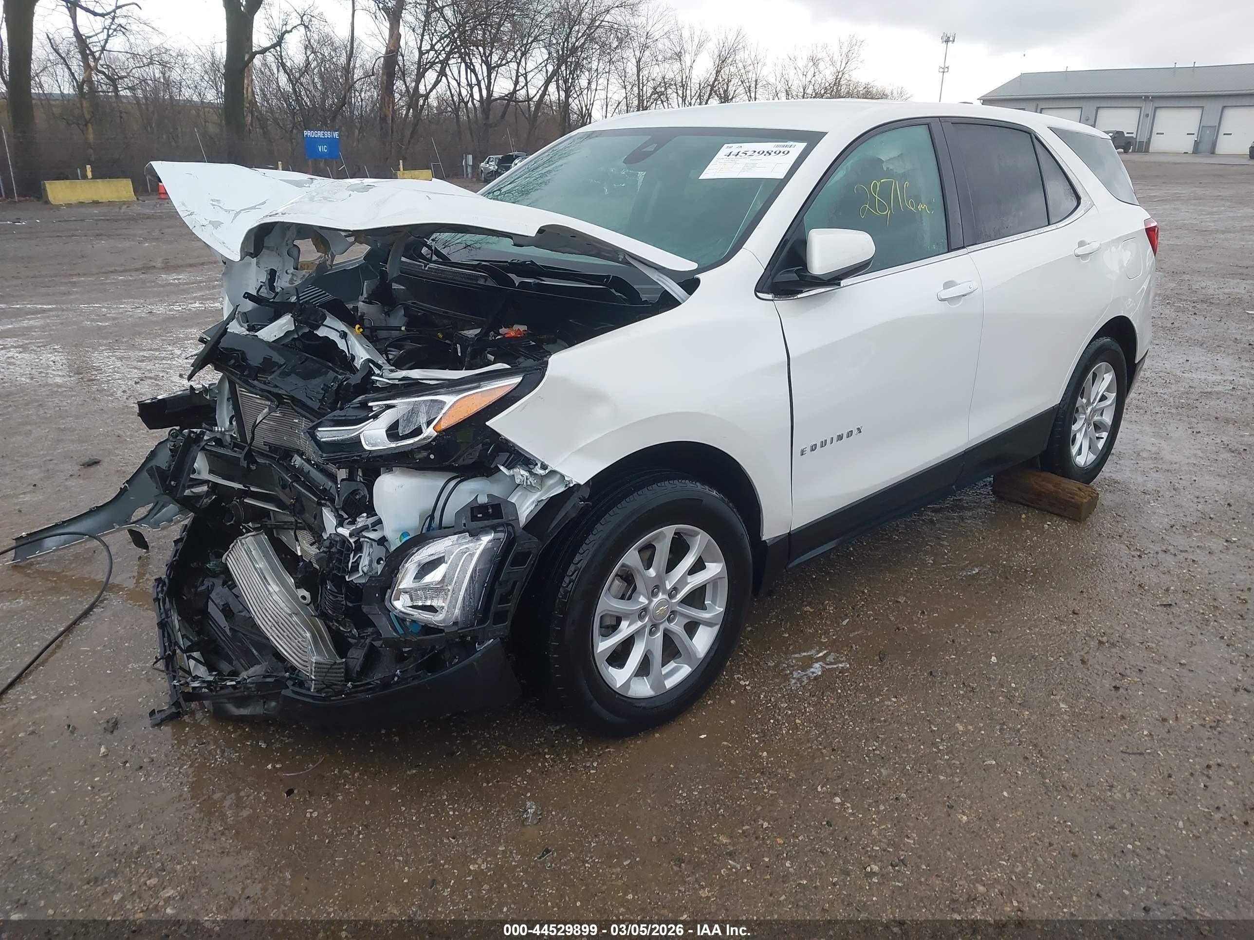 CHEVROLET EQUINOX image 2