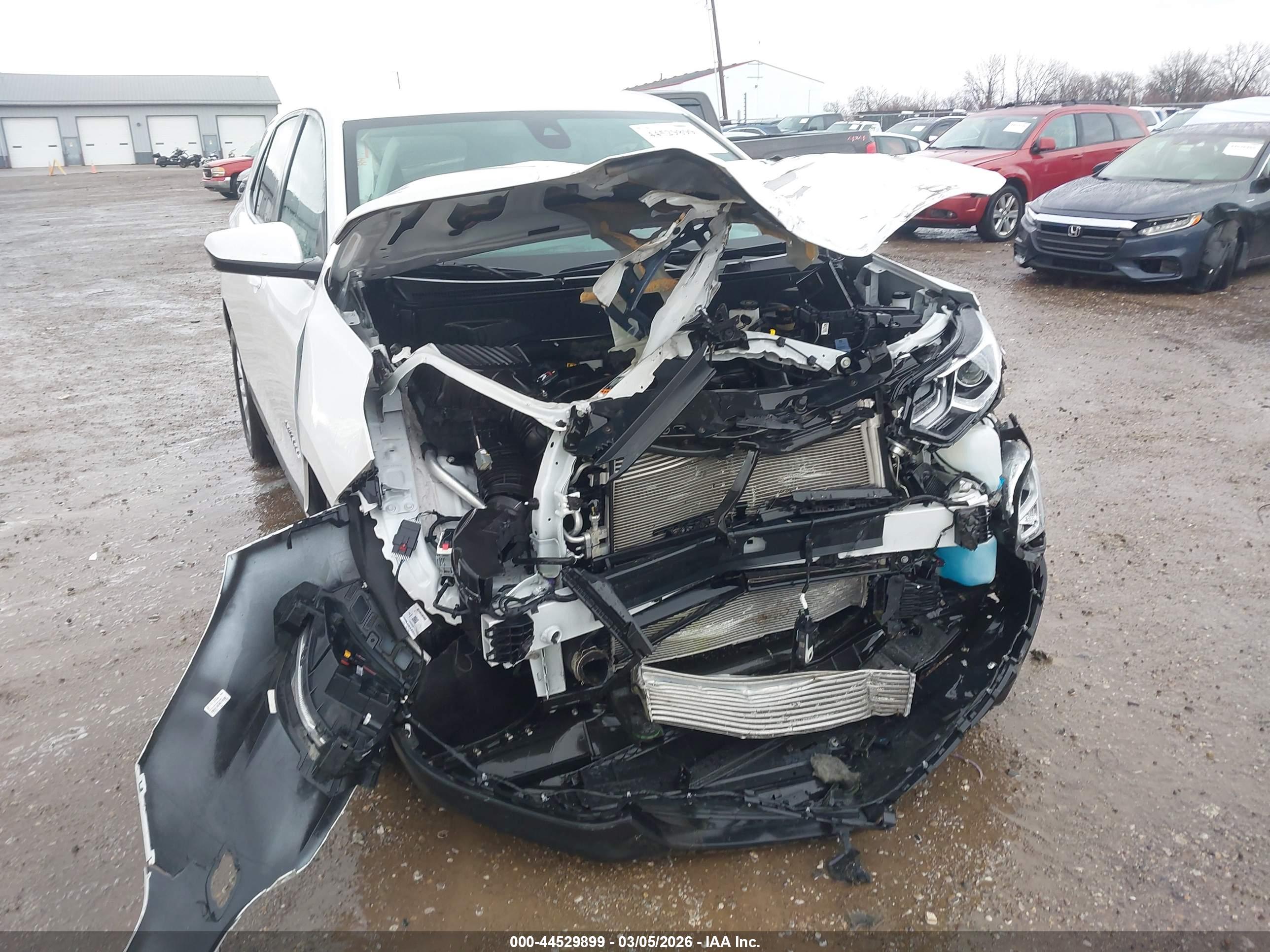 CHEVROLET EQUINOX image 6