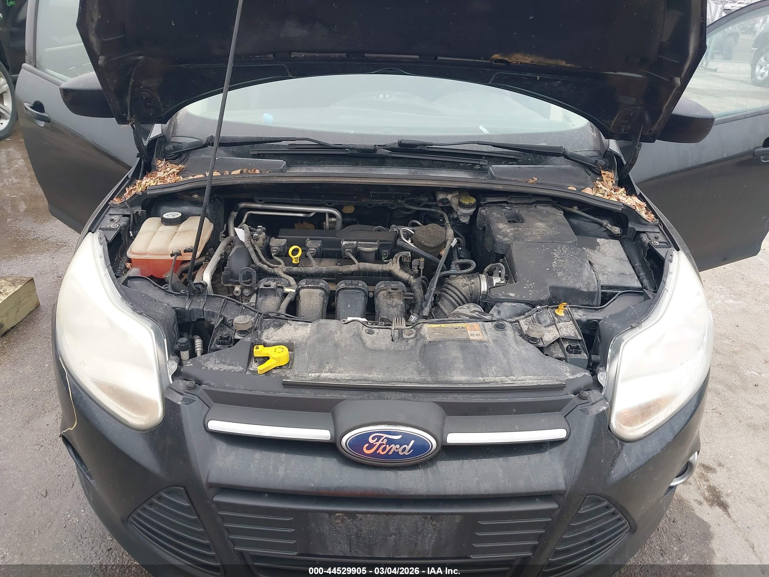 FORD FOCUS image 10
