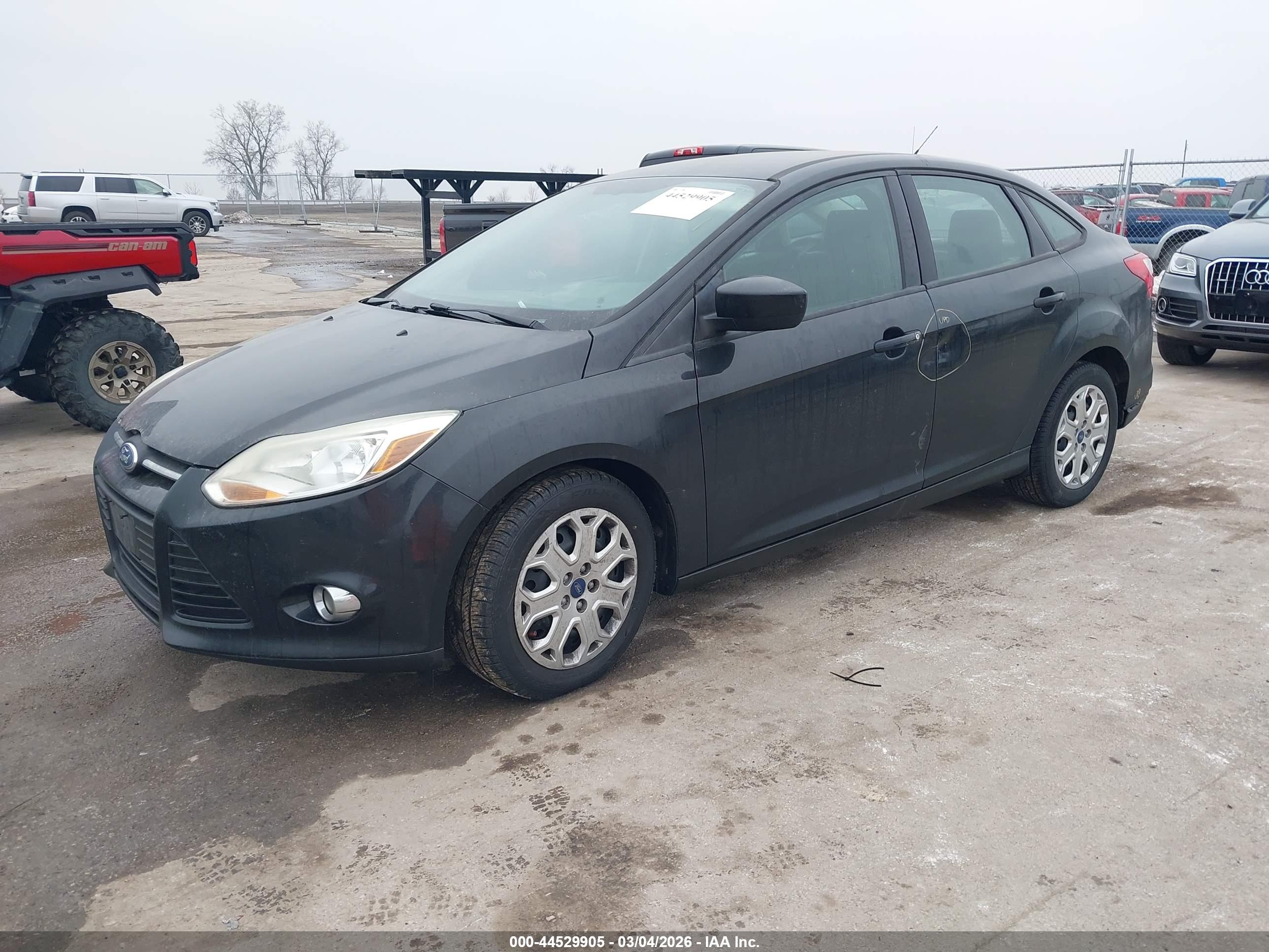 FORD FOCUS image 2