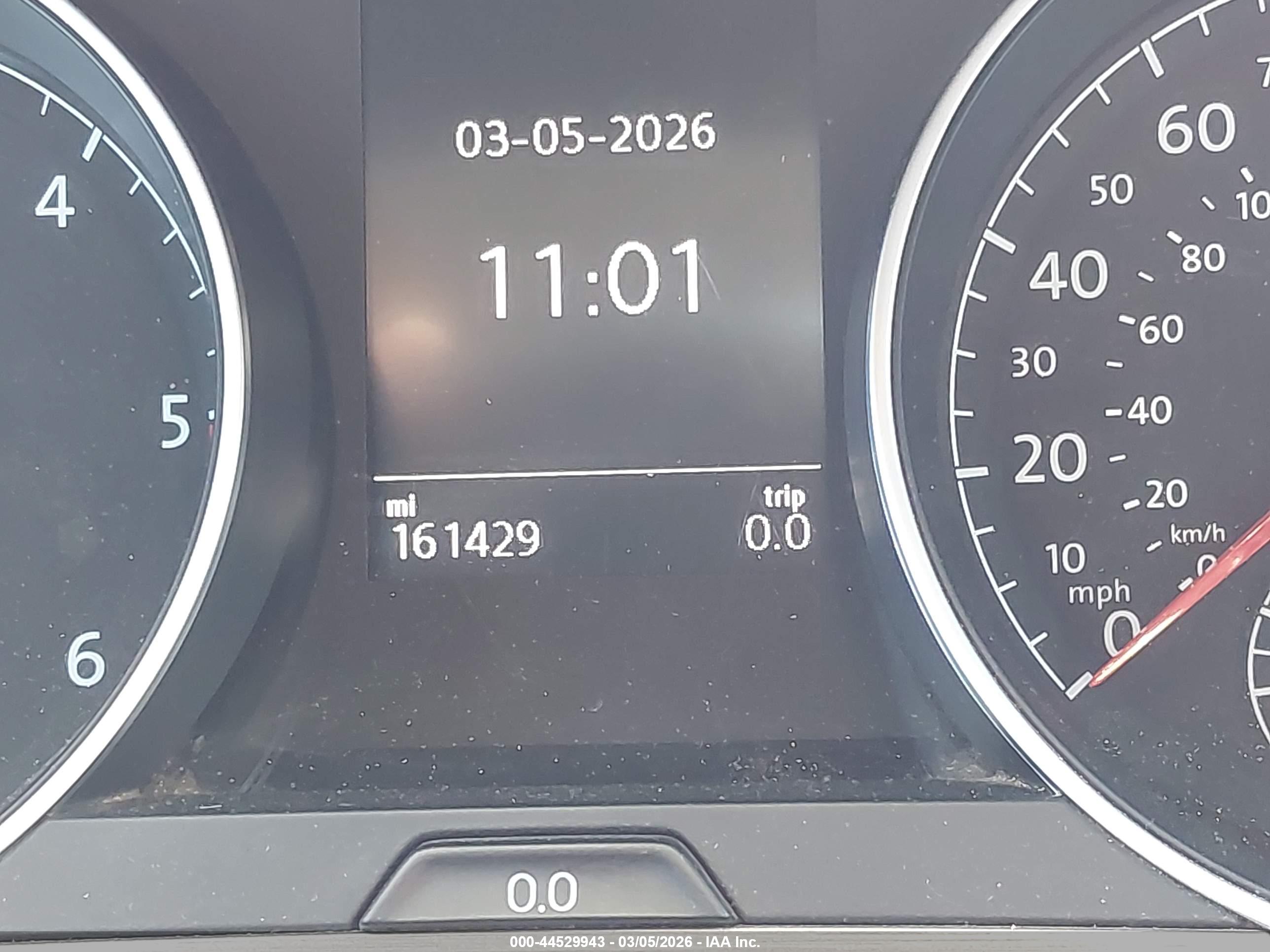 VOLKSWAGEN GOLF image 7