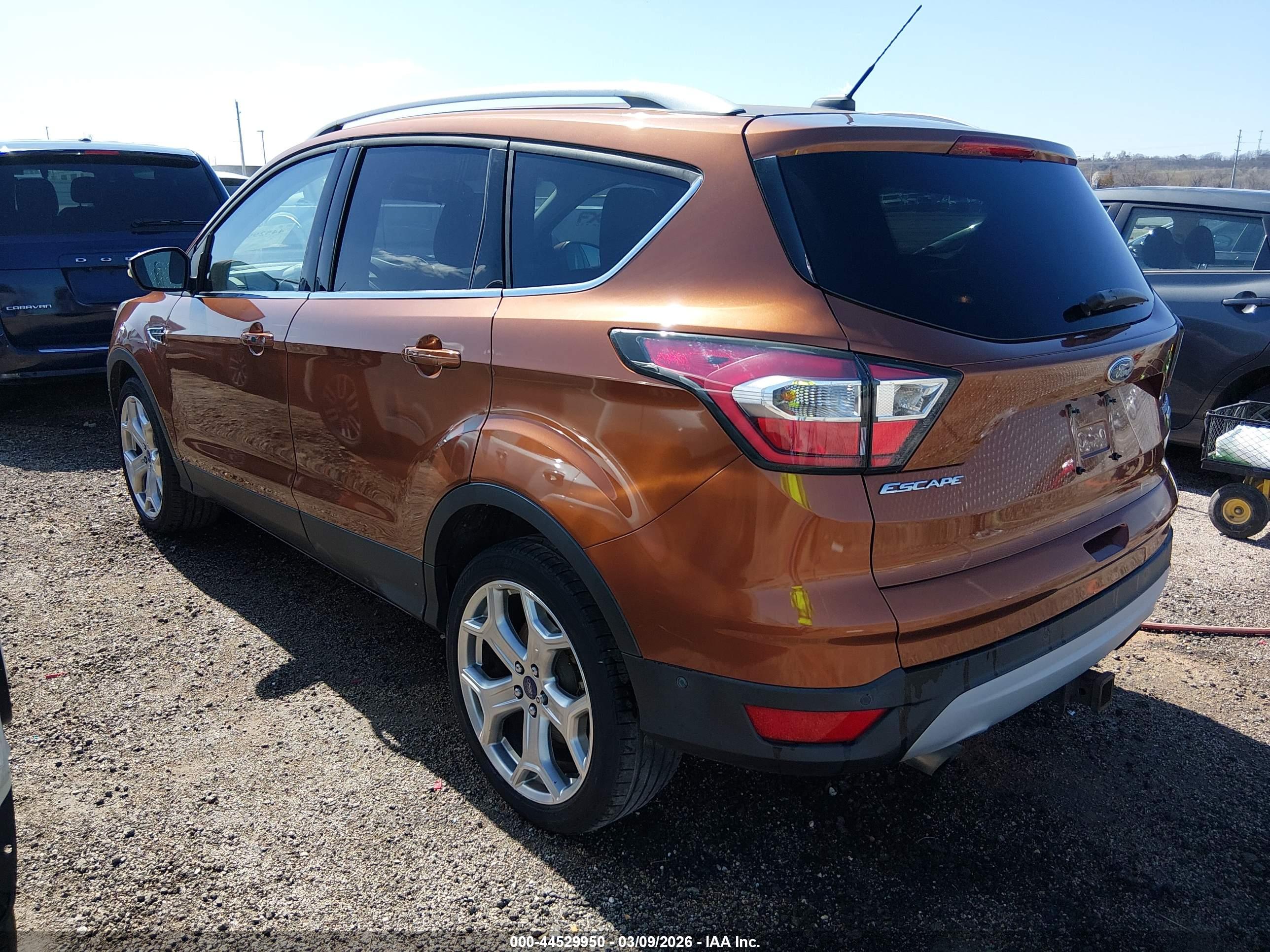FORD ESCAPE image 3