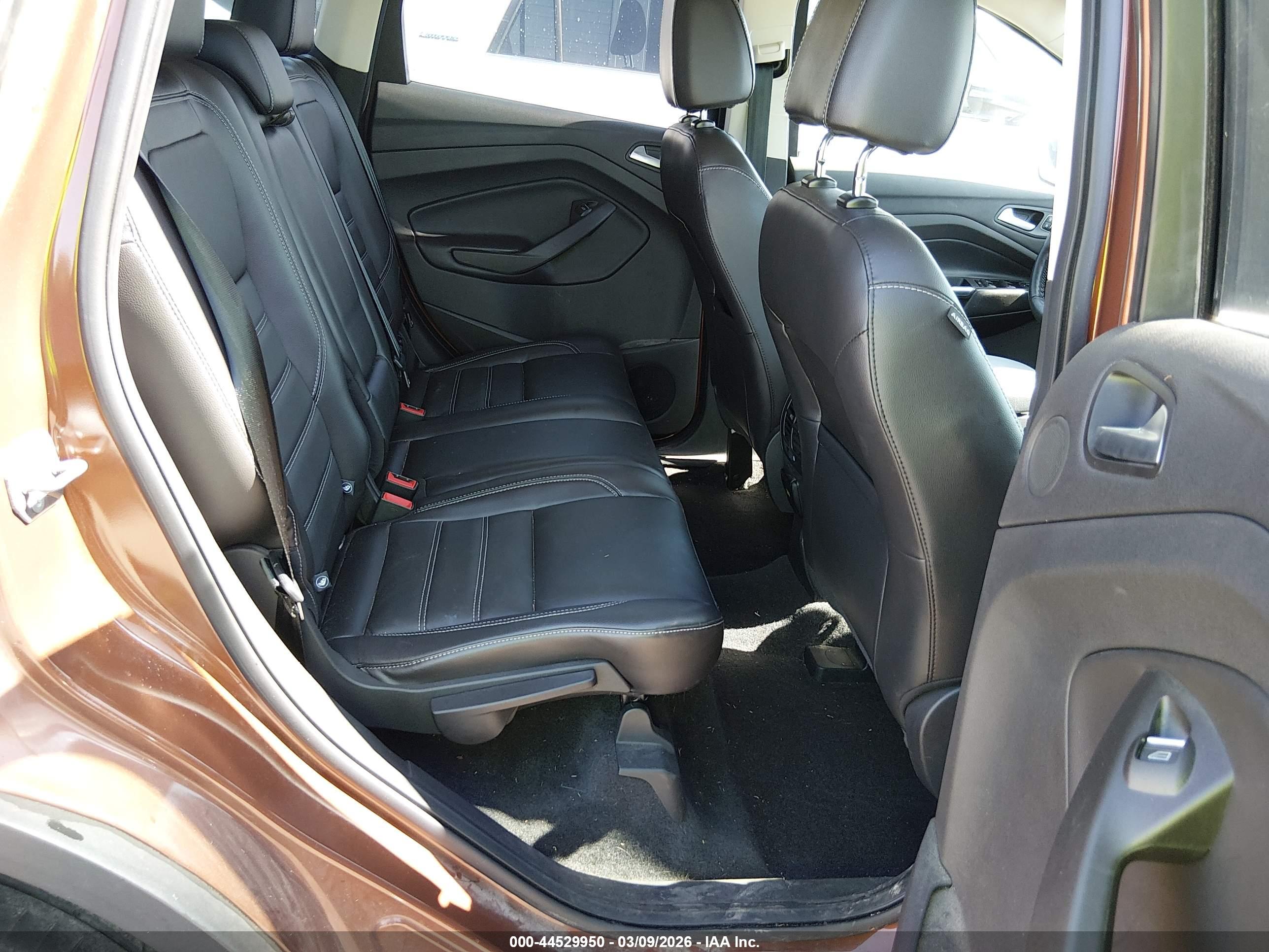 FORD ESCAPE image 8