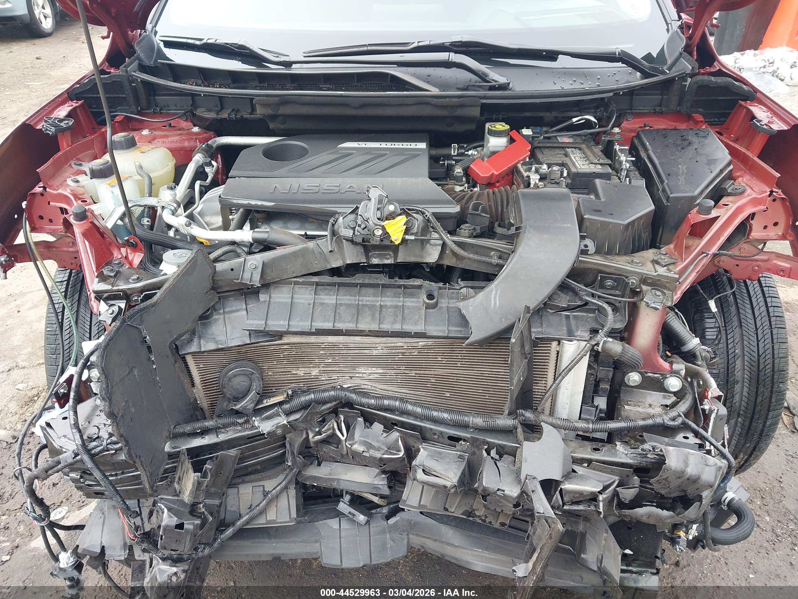 NISSAN ROGUE image 10