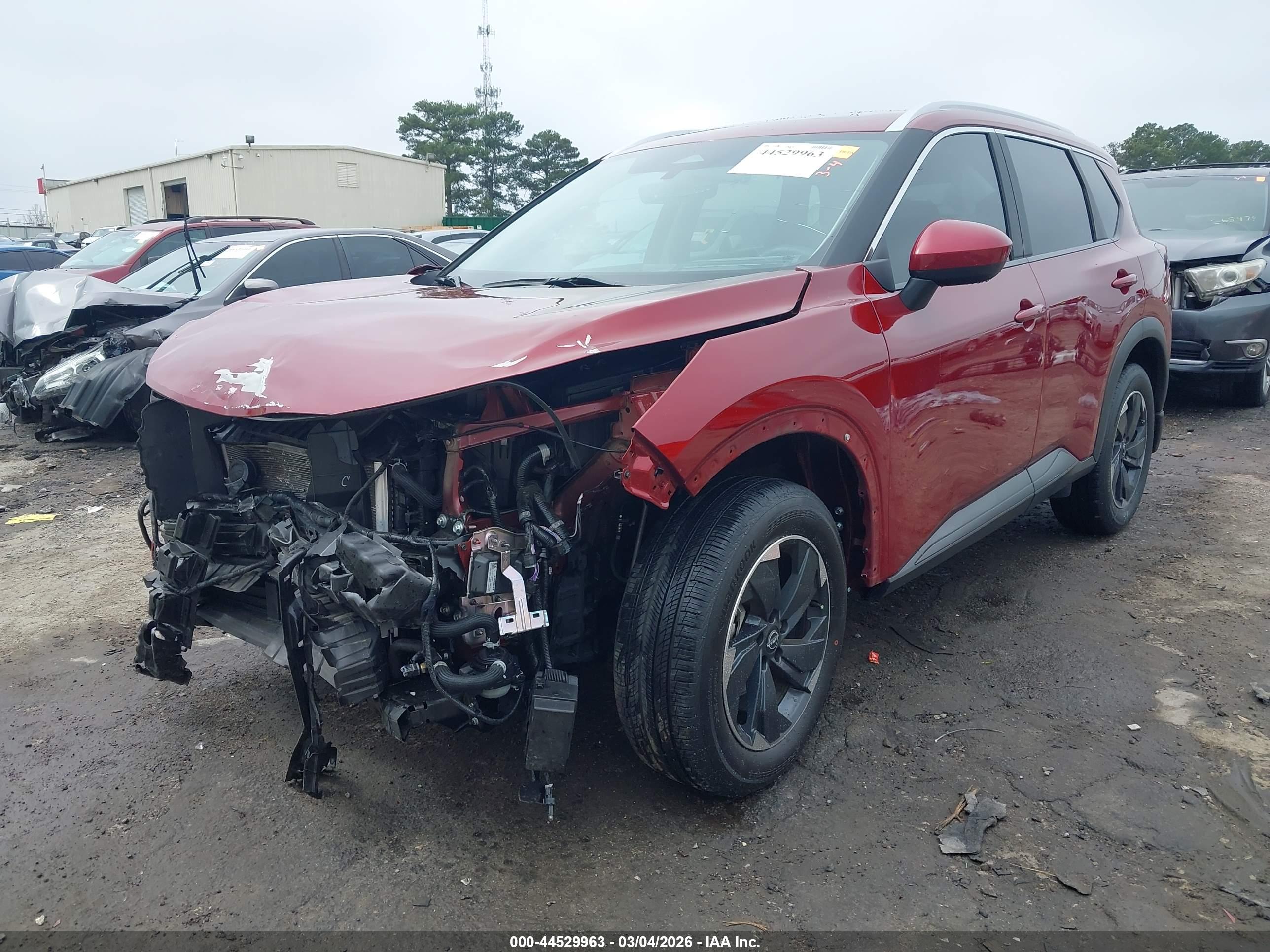 NISSAN ROGUE image 6